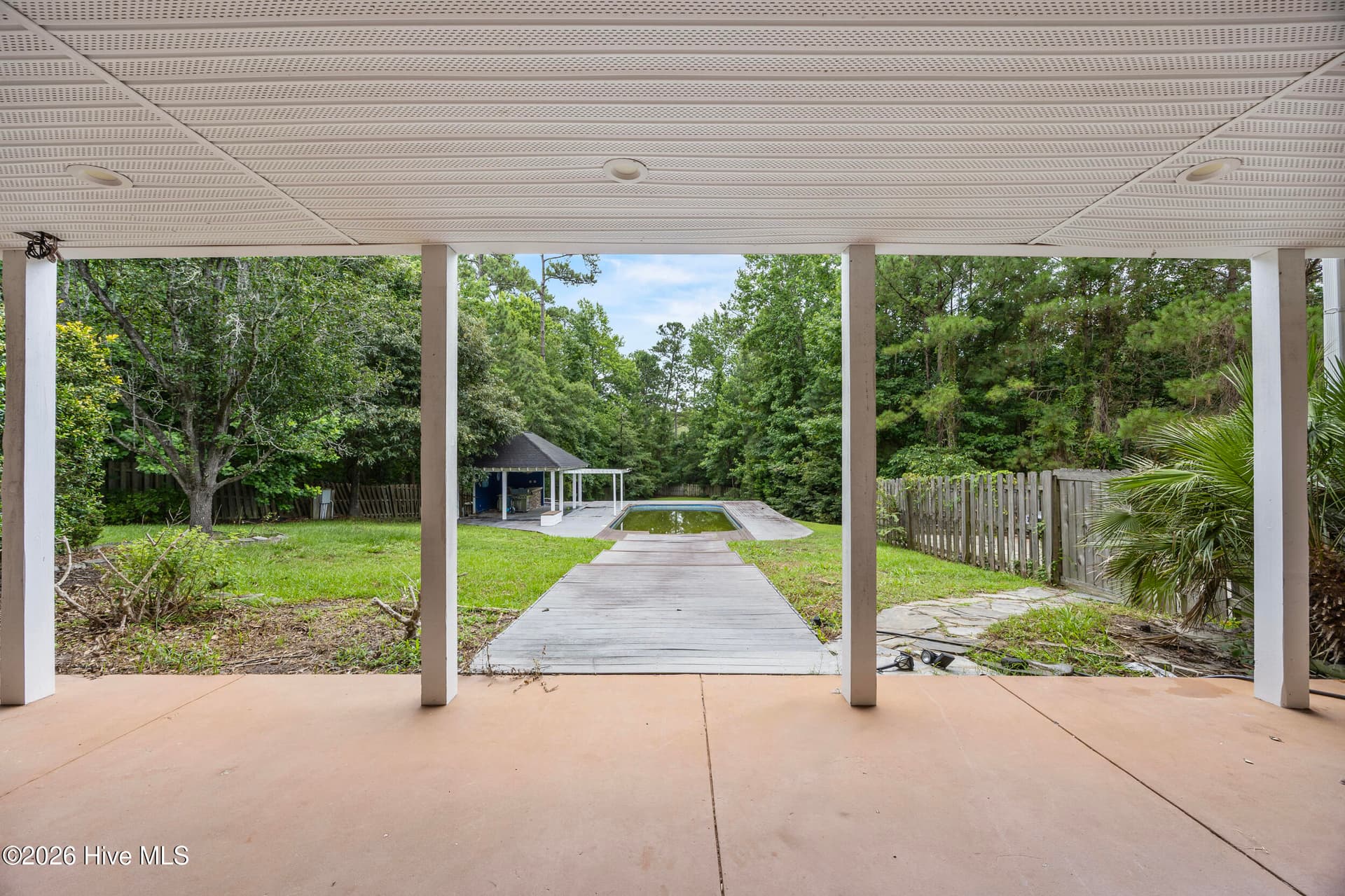 Single Family Residence at 638 Ravenswood Road, Hampstead, NC 28443, photo 83 of 100