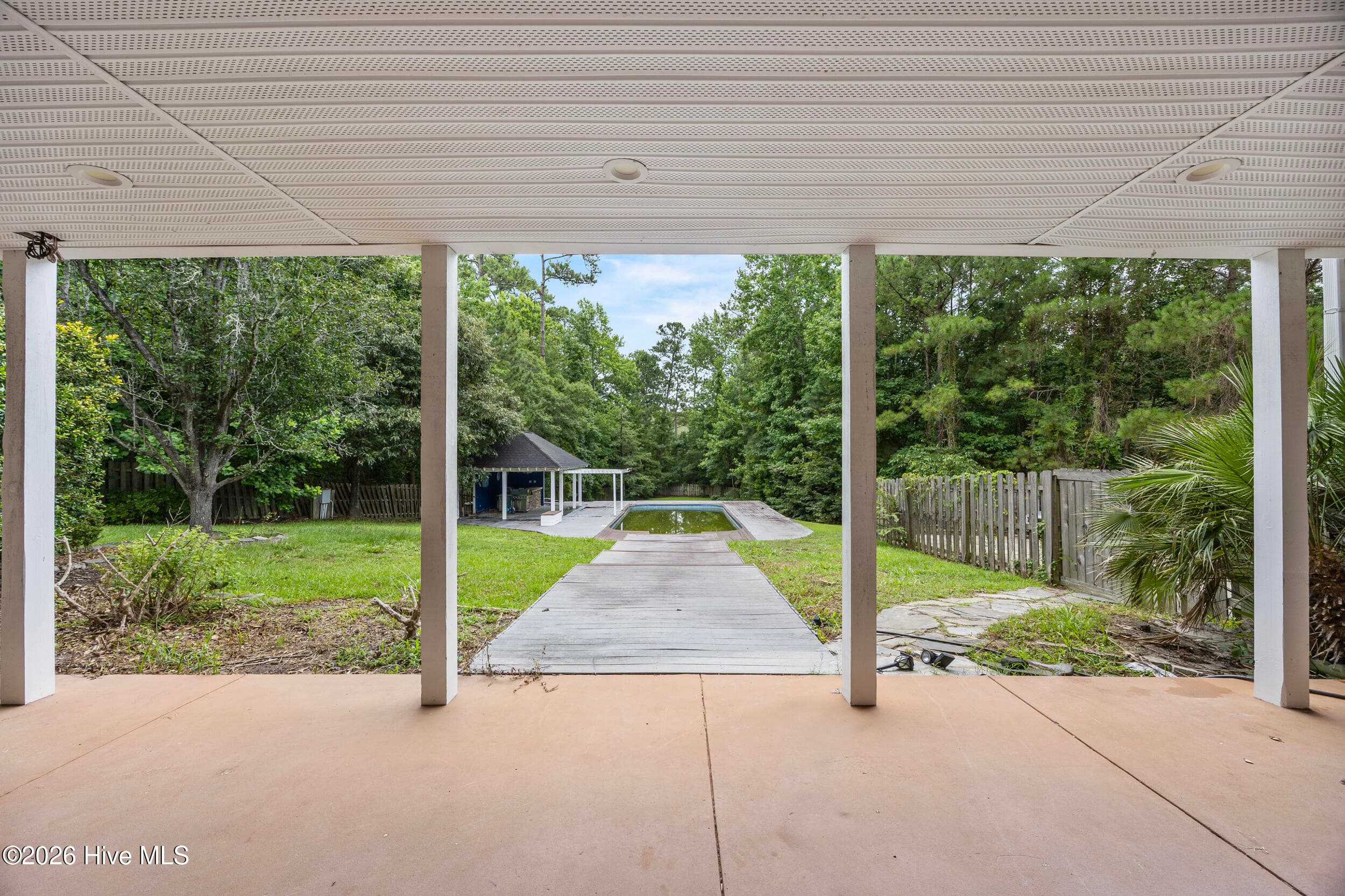 Single Family Residence at 638 Ravenswood Road, Hampstead, NC 28443, photo 83 of 100
