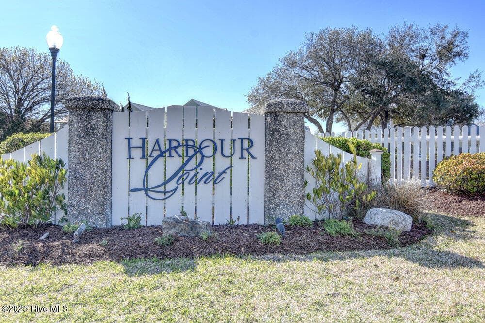 Townhouse at 233 Silver Sloop Way, Carolina Beach, NC 28428, photo 26 of 33