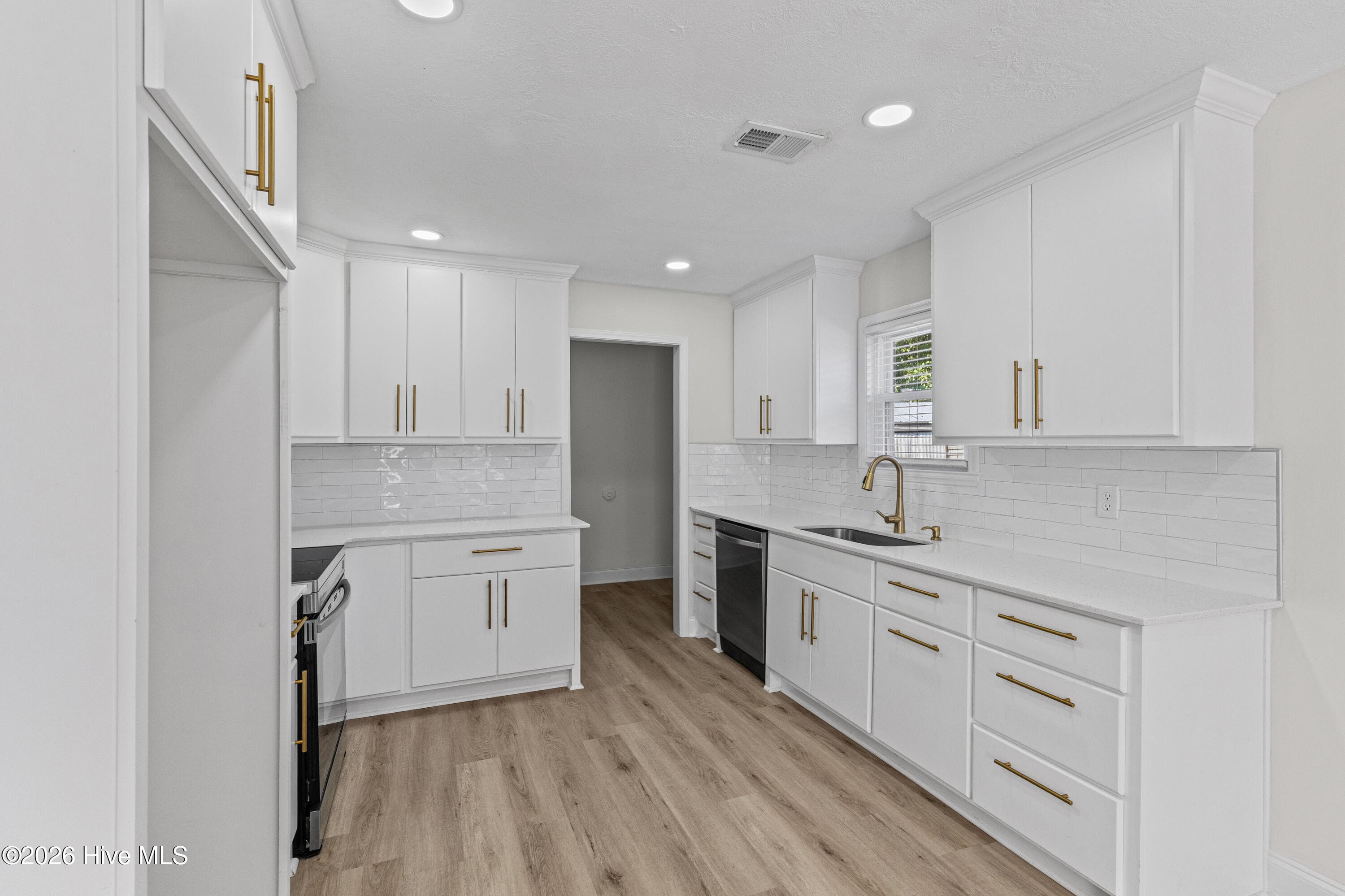 Tiled Backsplash - 2657 Barclay Street, Hephzibah, GA 30815
