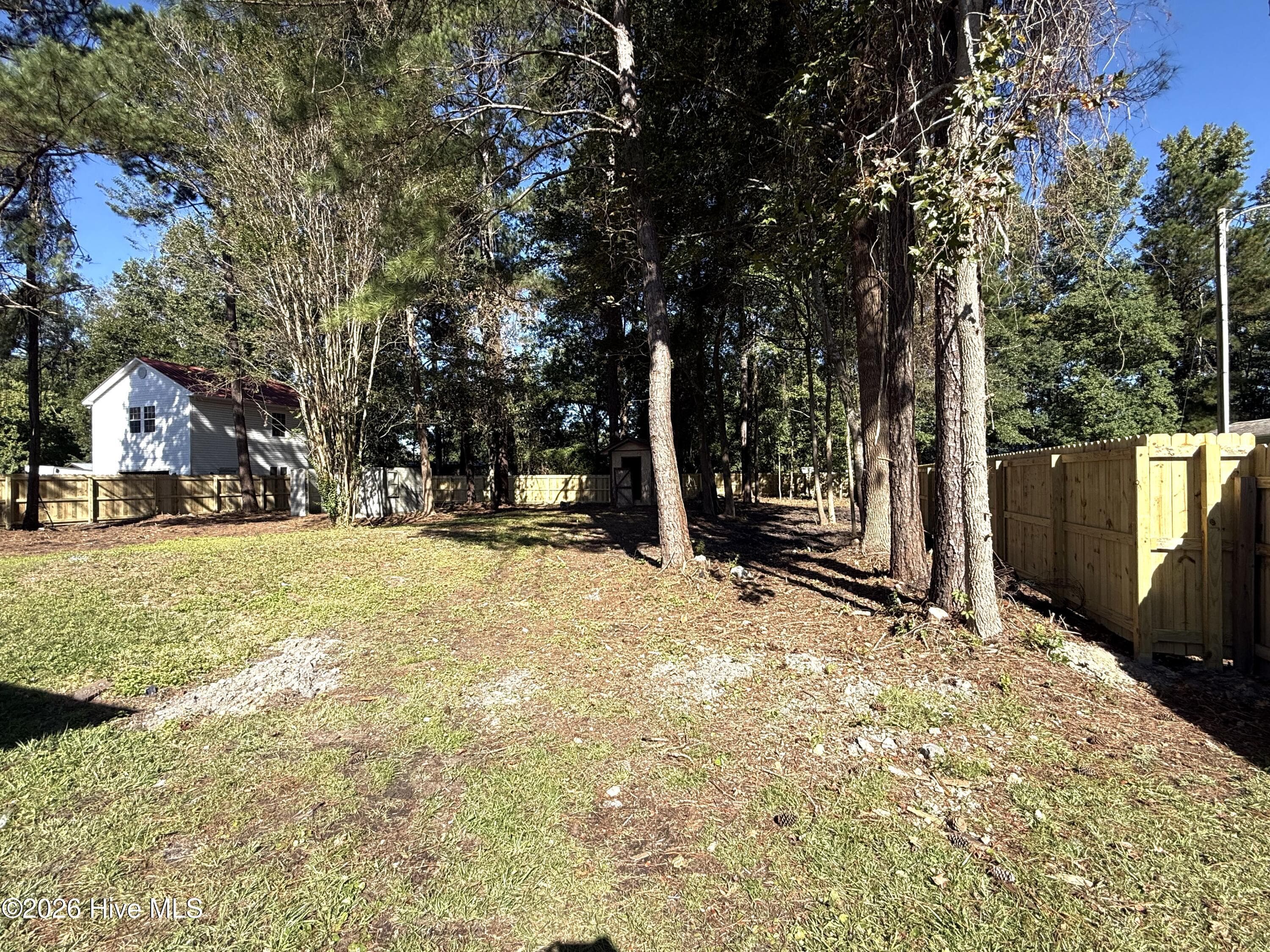 Manufactured Home at 2025 Teresa Drive, Castle Hayne, NC 28429, photo 7 of 40