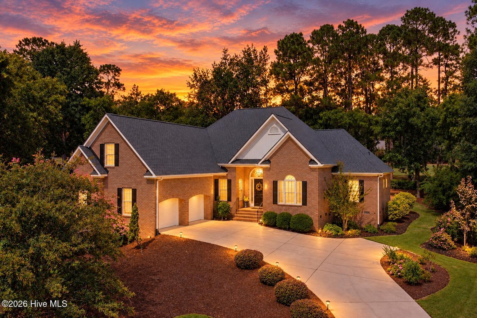 Single Family Residence at 5400 Belle Mead Drive, Aiken, SC 29803, photo 4 of 52