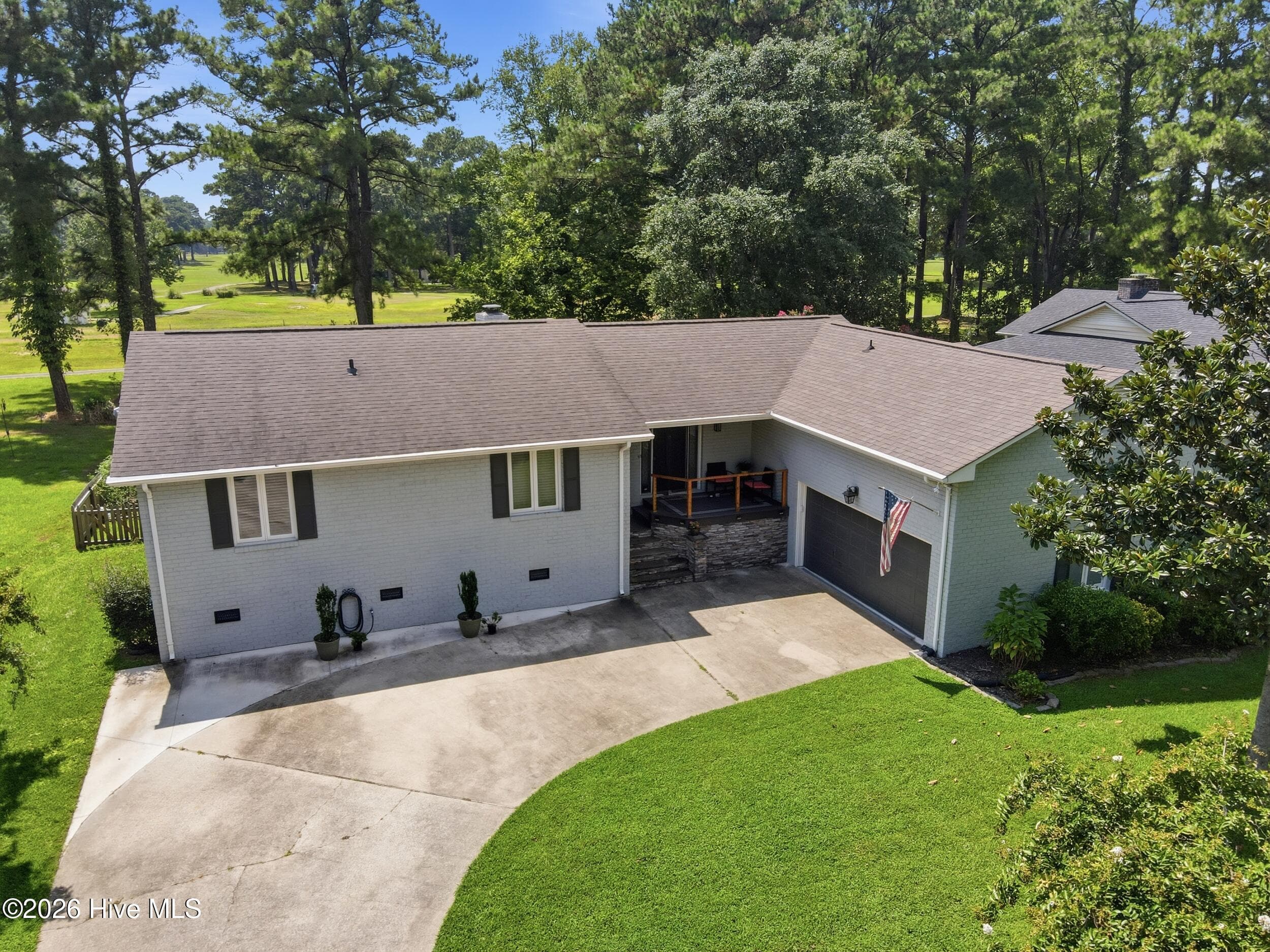 Front - 701 Plantation Drive, New Bern, NC 28562