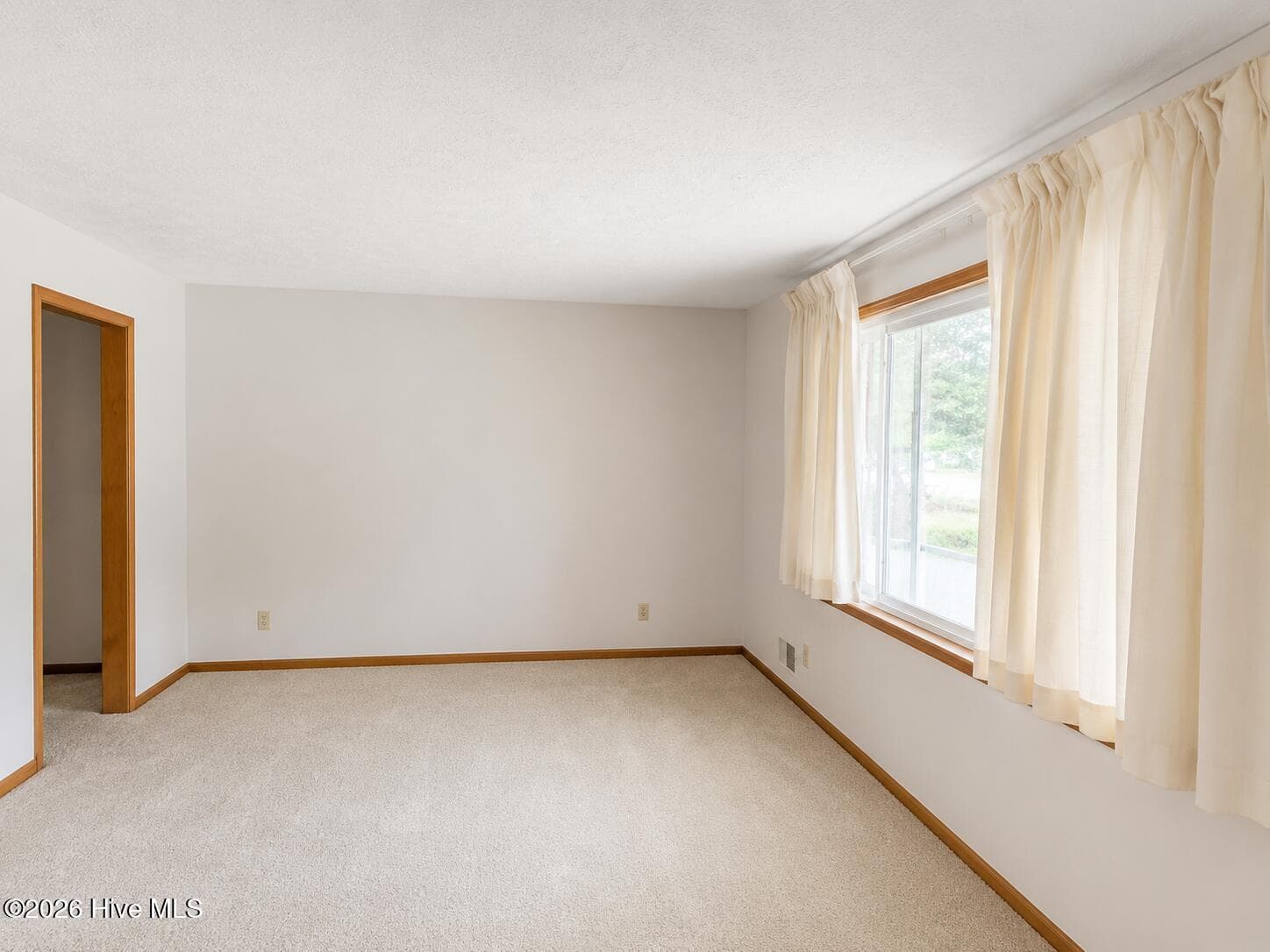 Single Family Residence at 1427 Brookgreen Drive, North Augusta, SC 29841, photo 7 of 50