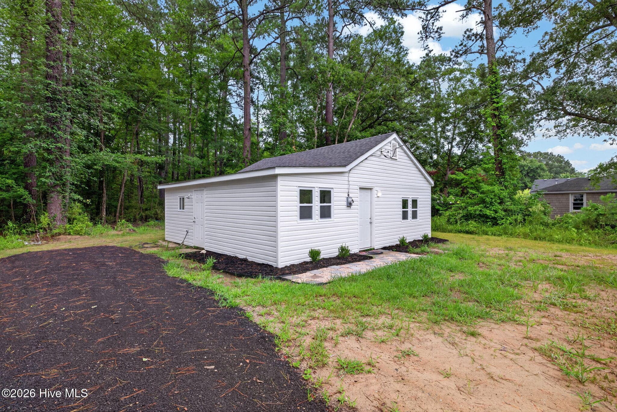 Single Family Residence at 653 Poyners Road, Moyock, NC 27958, photo 2 of 16