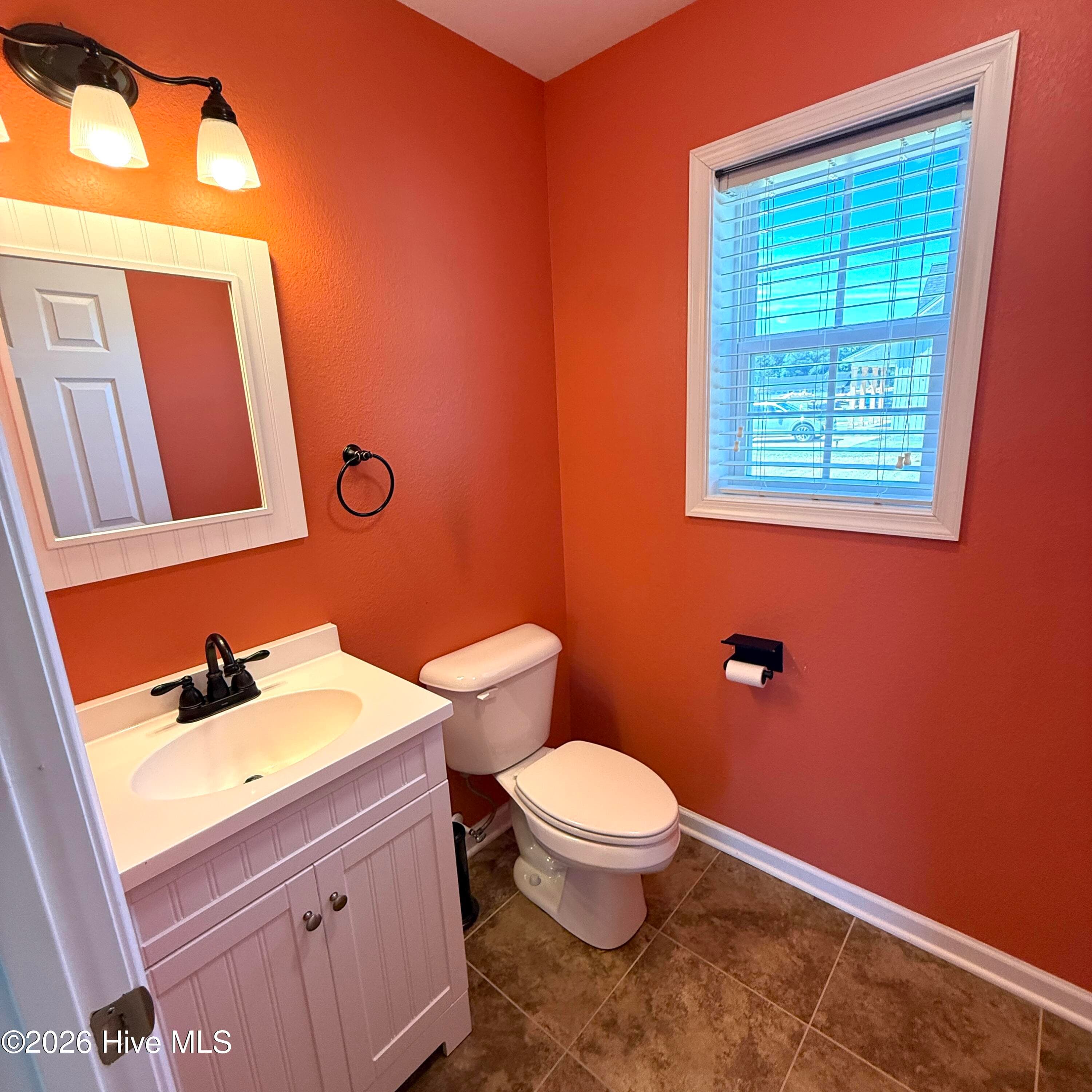 Single Family Residence at 249 Winborne Lane, Edenton, NC 27932, photo 9 of 33