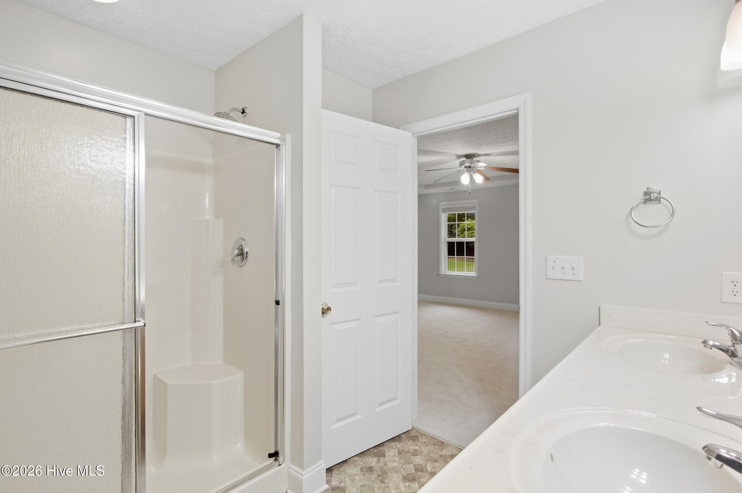 Owners Bathroom - 117 Clearbrook Way, New Bern, NC 28562