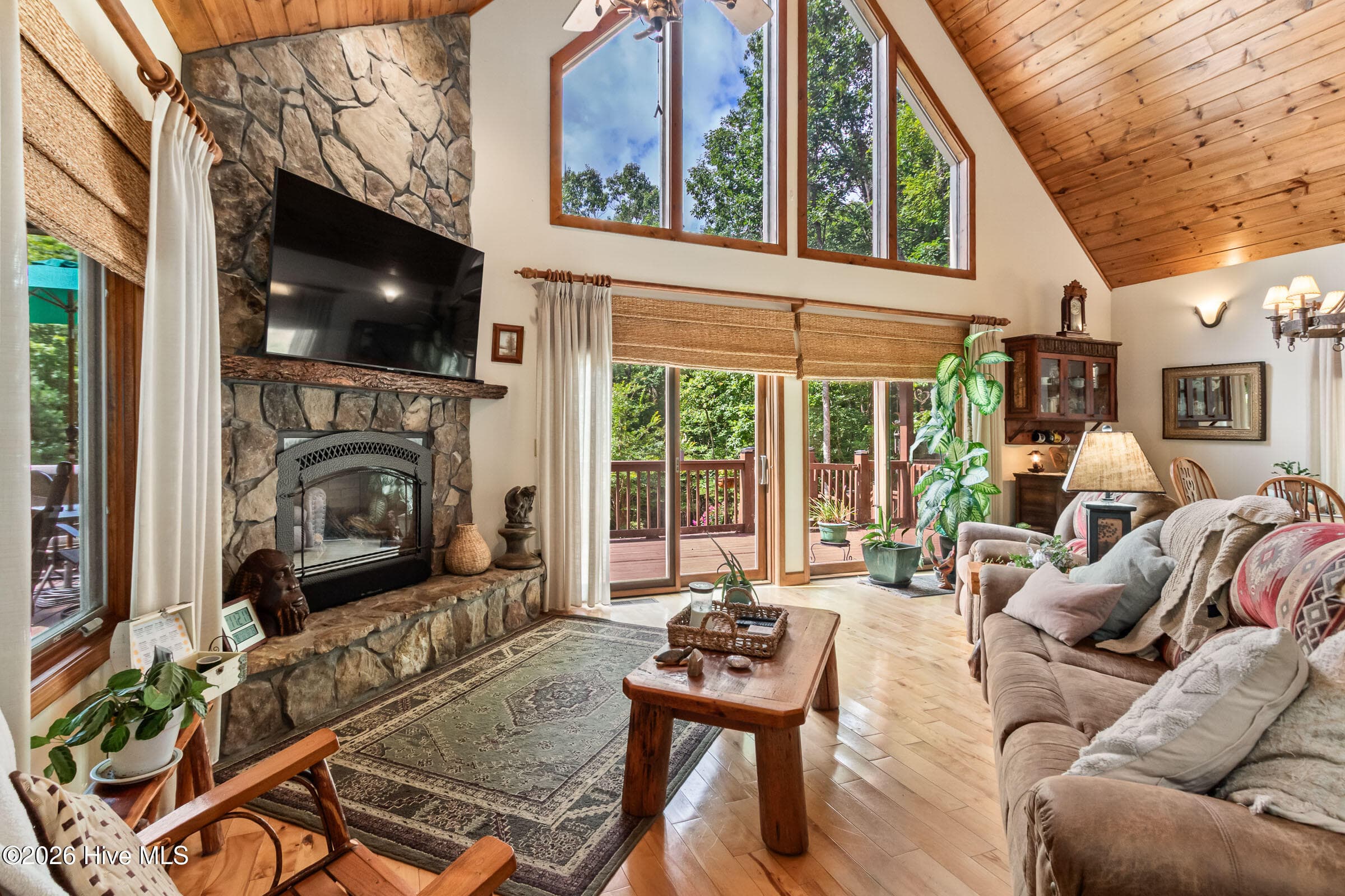 Single Family Residence at 390 Timberwood Hills Road, Murphy, NC 28906, photo 7 of 89