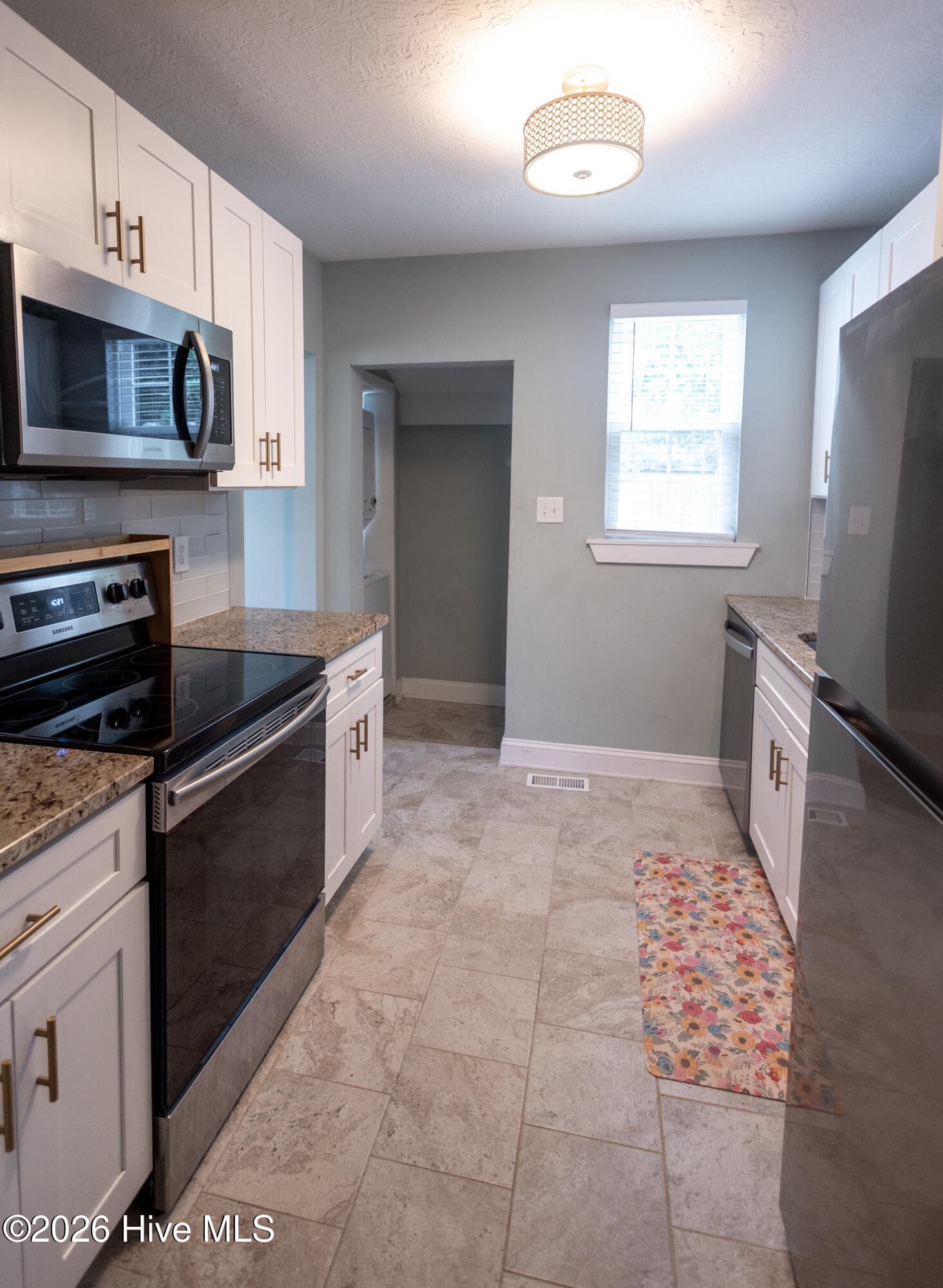 Single Family Residence at 1720 Oak Drive, Augusta, GA 30904, photo 9 of 23