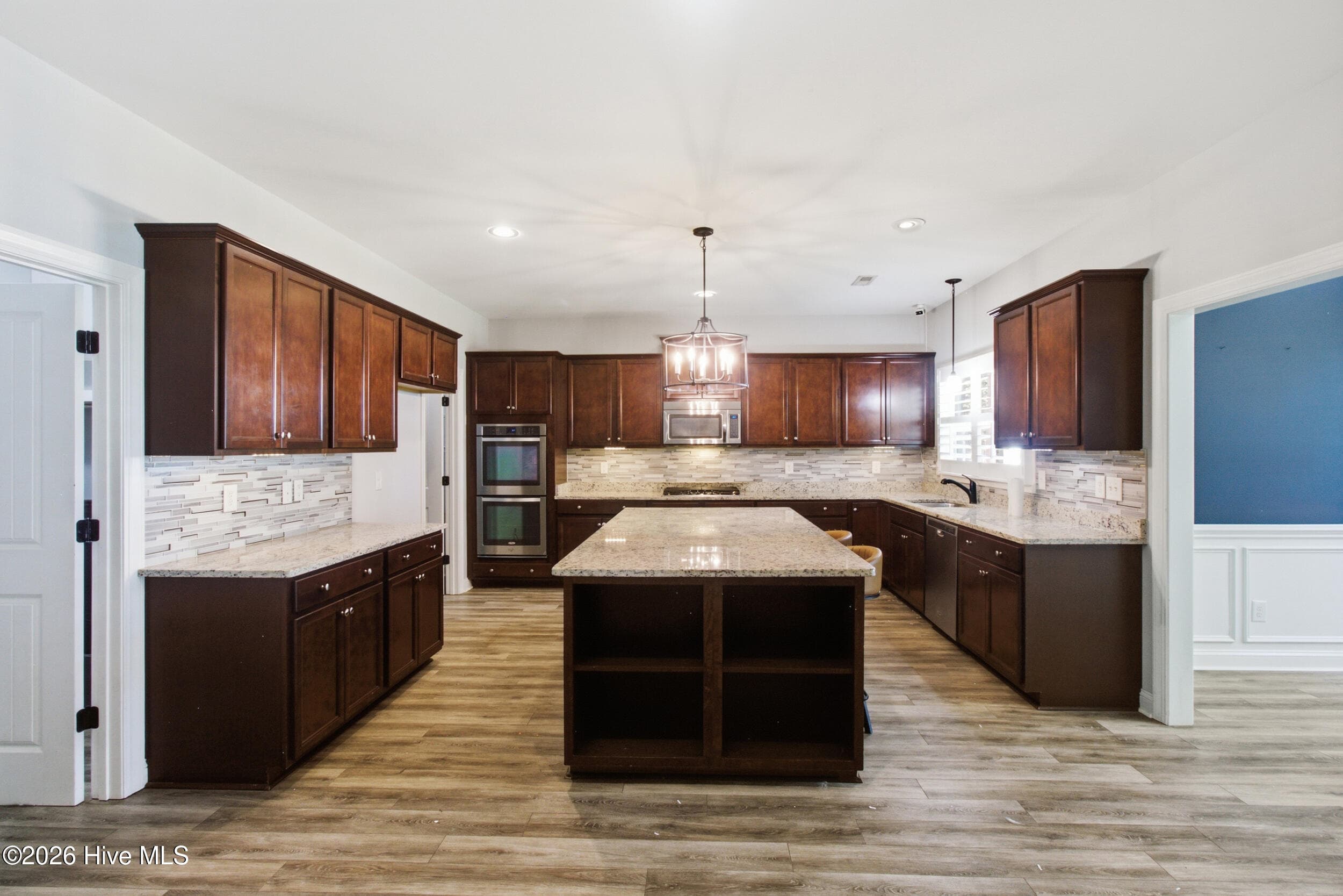 Single Family Residence at 120 Ferret Run Lane, New Bern, NC 28562, photo 11 of 30