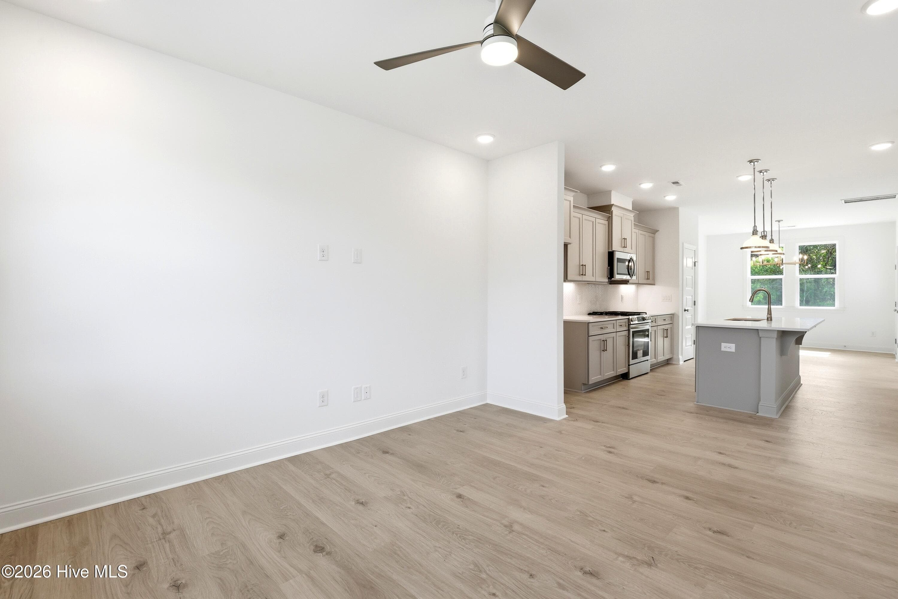 Townhouse at 510 Mcrae Street 101, Wilmington, NC 28401, photo 31 of 91