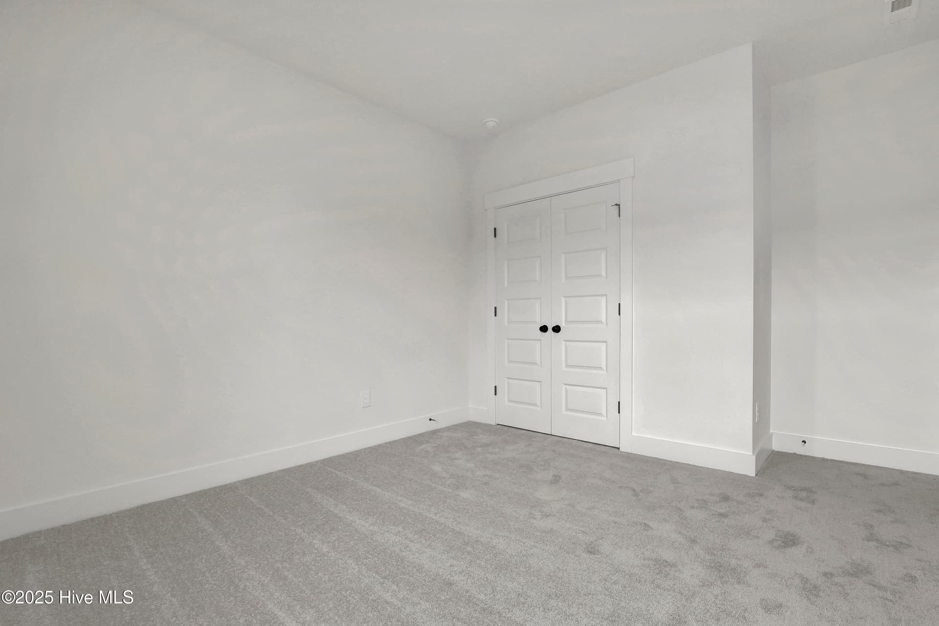 **Similar Home, NOT Subject, Finishes Vary** - 258 Planters Walk, Hampstead, NC 28443
