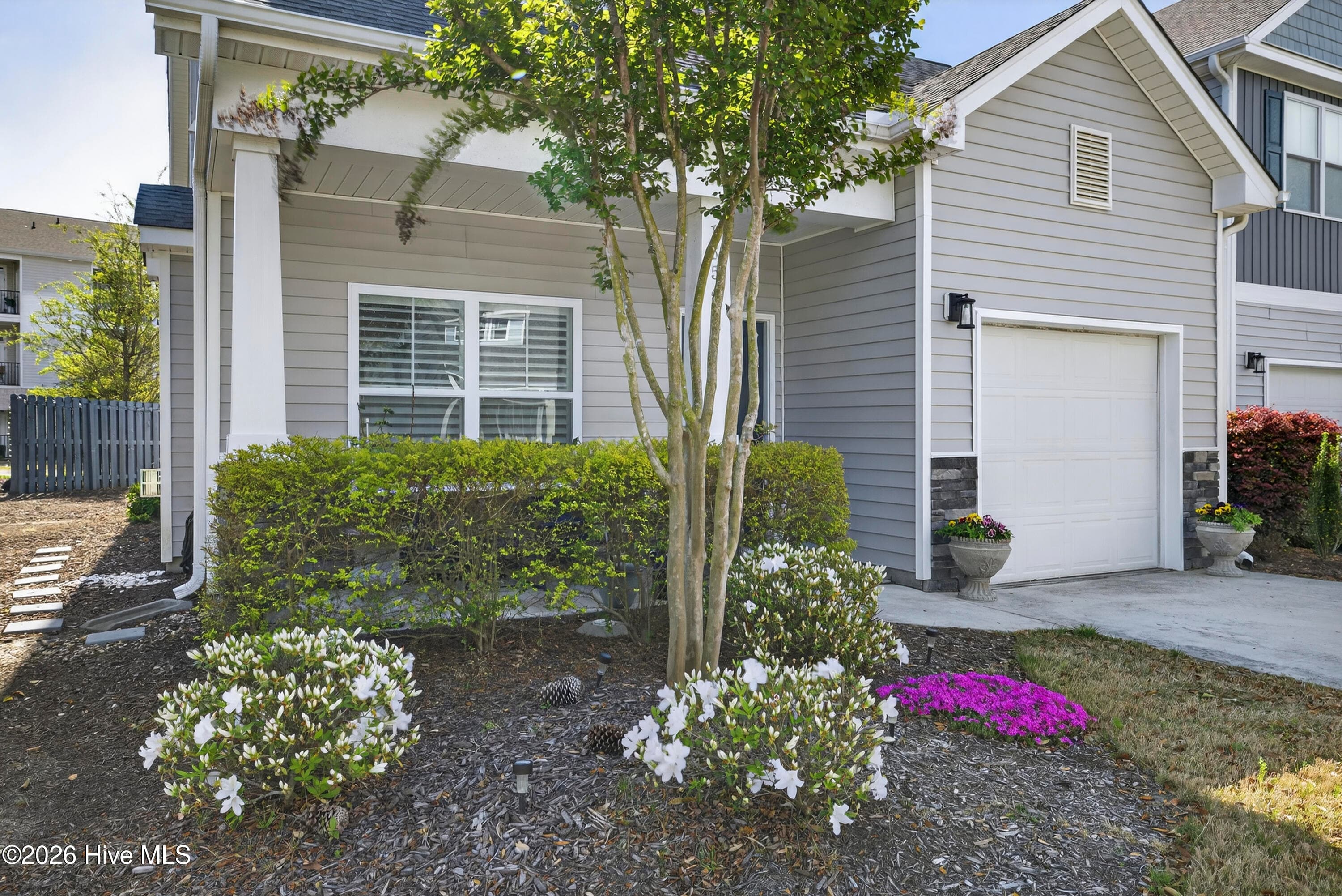 Townhouse at 1654 Bratton Court, Wilmington, NC 28405, photo 3 of 28