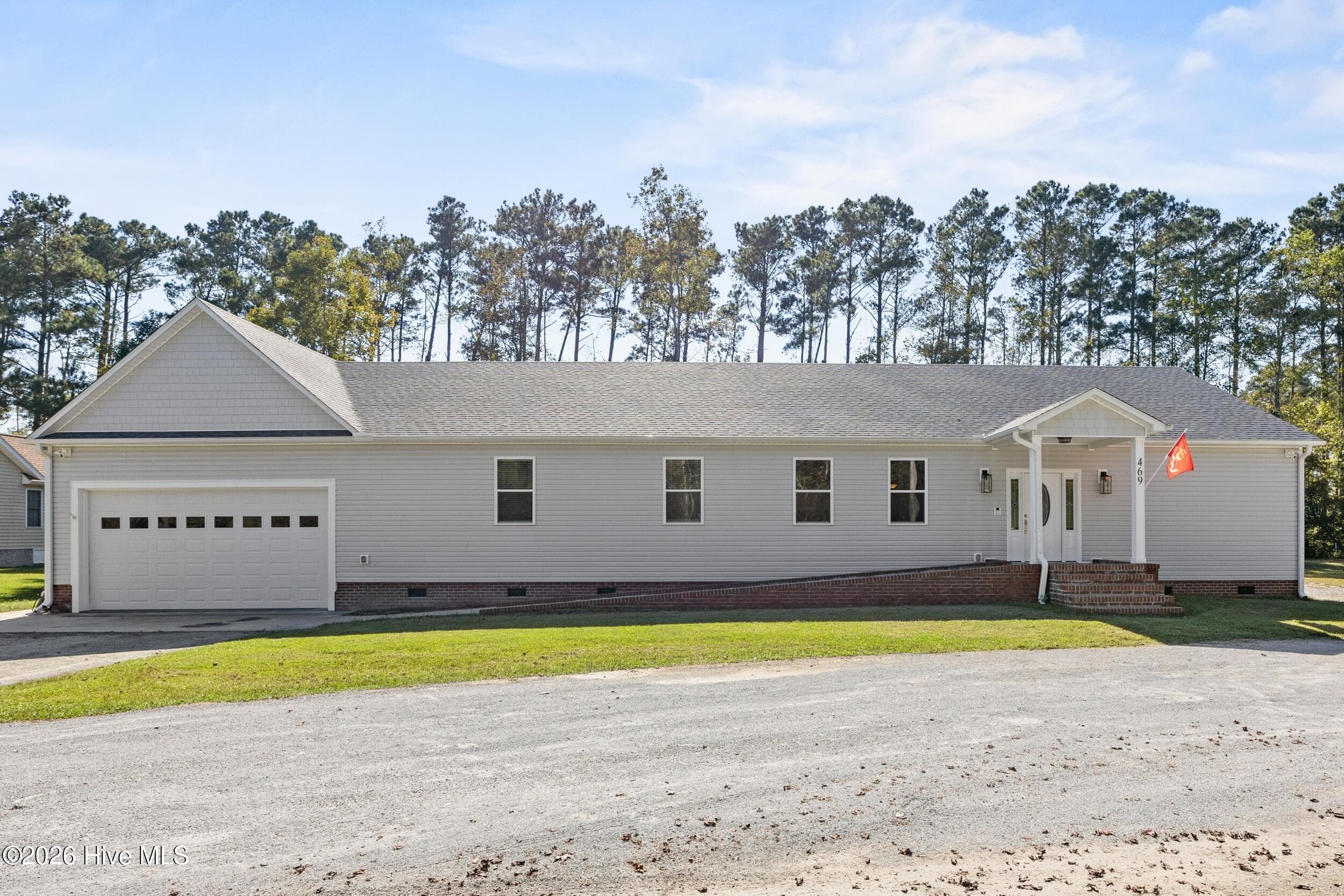 Single Family Residence at 469 West Firetower Road, Swansboro, NC 28584, photo 3 of 56