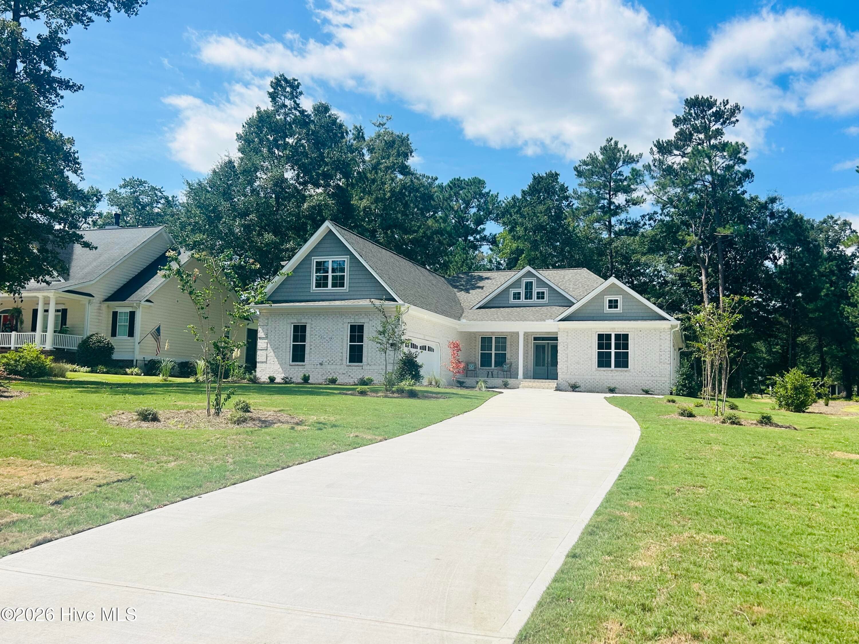 Single Family Residence at 212 E Winding Way, Wallace, NC 28466, photo 9 of 106