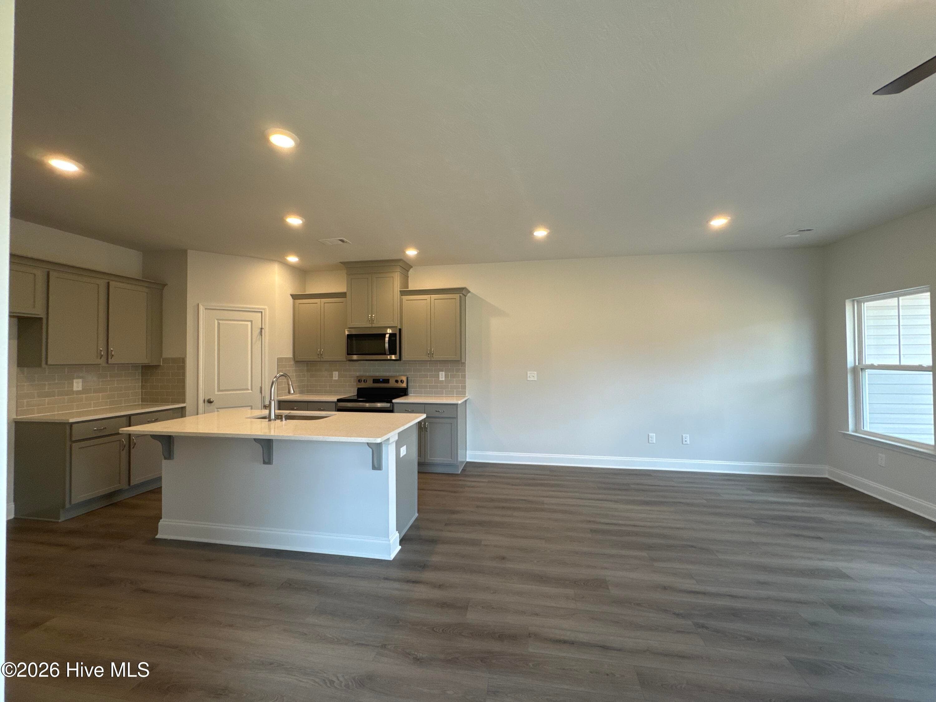 Townhouse at 649 Hampton Drive 5d, North Augusta, SC 29860, photo 15 of 63