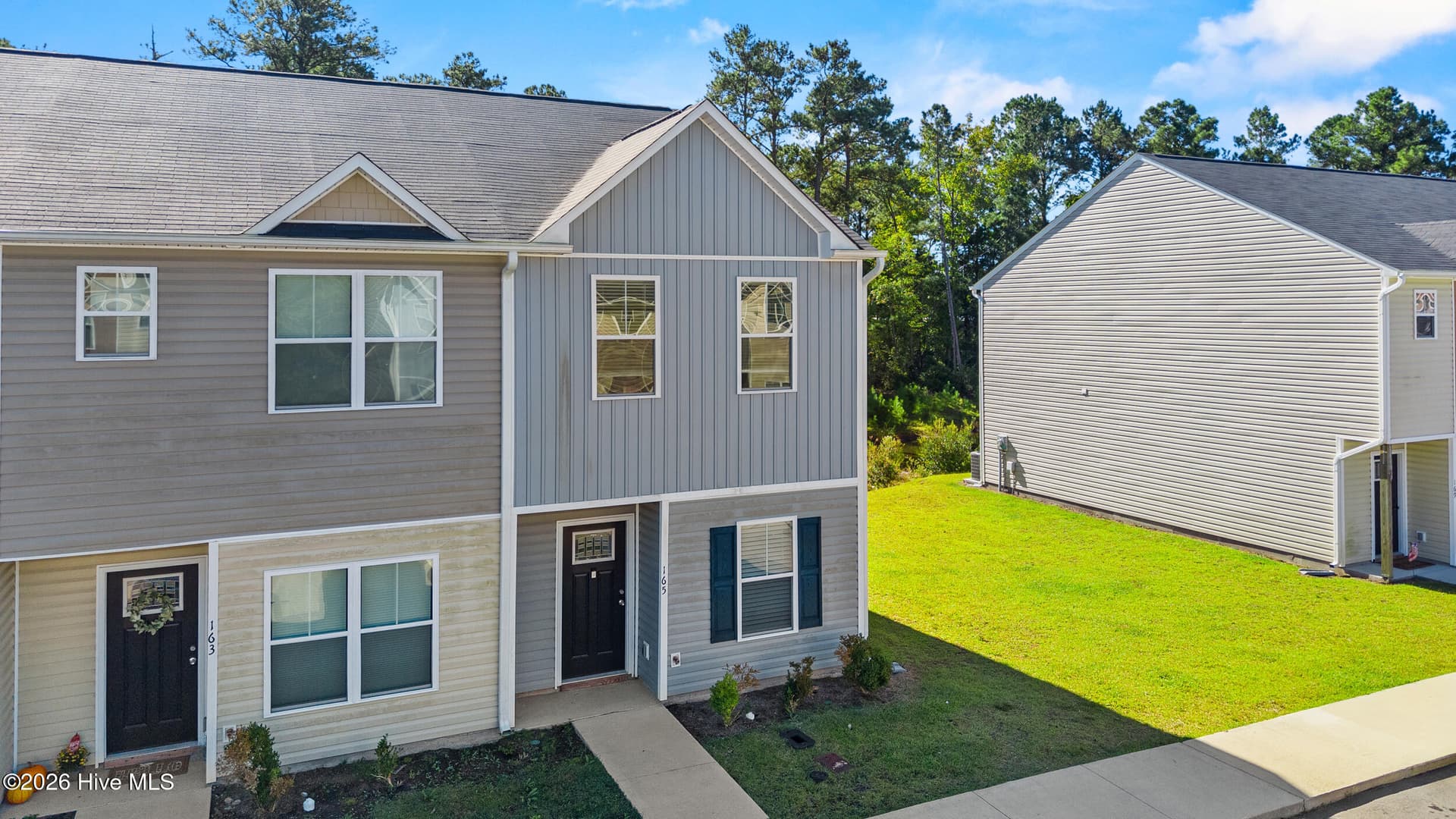Townhouse at 165 Buckhorn Avenue, Holly Ridge, NC 28445, photo 4 of 38