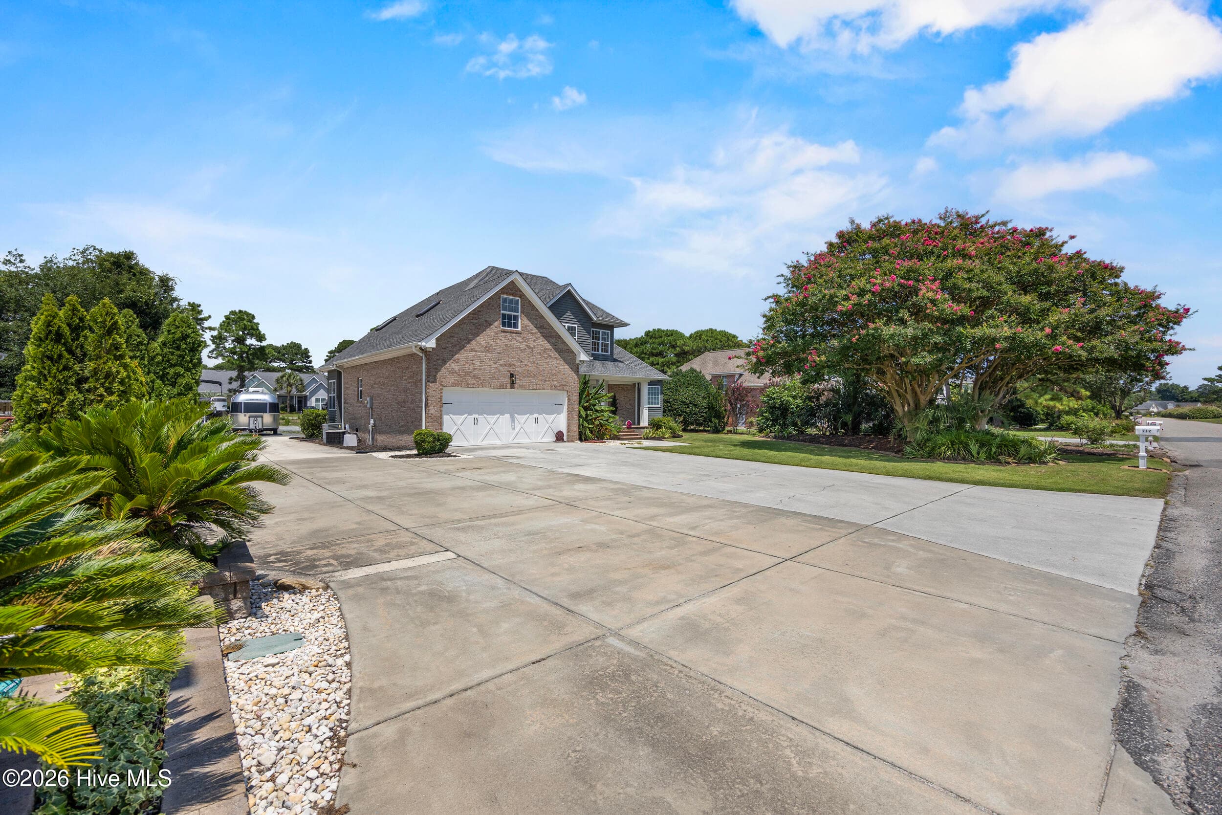 Single Family Residence at 712 The Cape Boulevard, Wilmington, NC 28412, photo 44 of 55