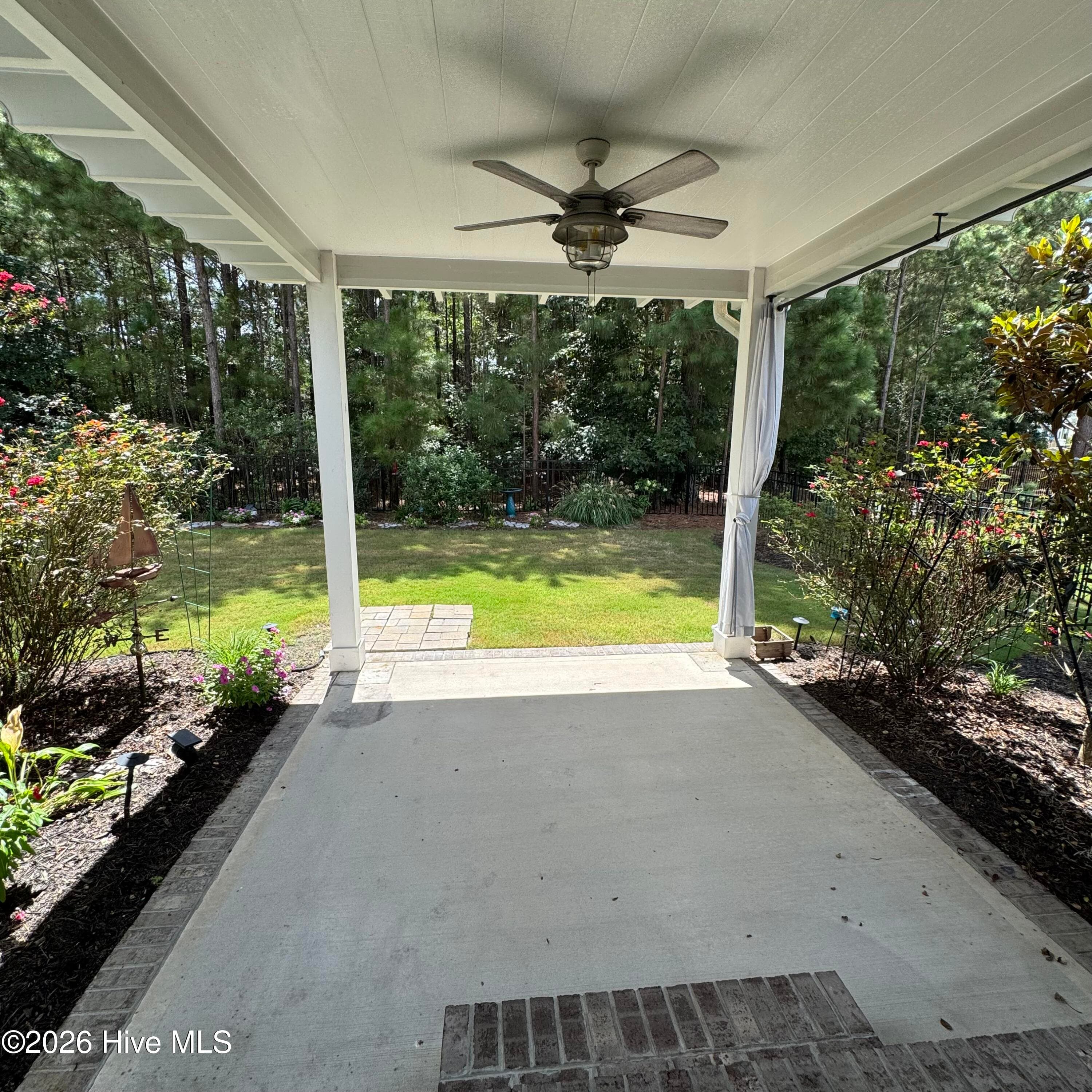 Single Family Residence at 6145 River Breeze Way, Leland, NC 28451, photo 11 of 93