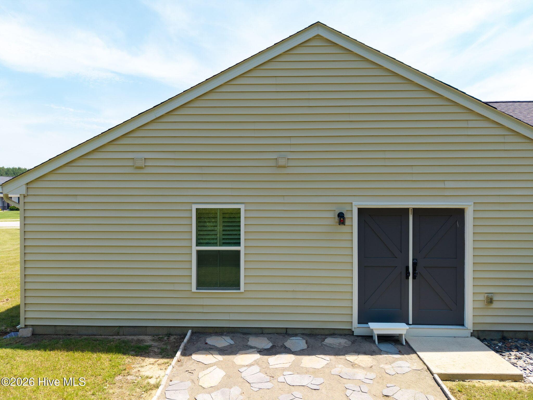 Single Family Residence at 106 Hidden View Loop, Moyock, NC 27958, photo 25 of 33