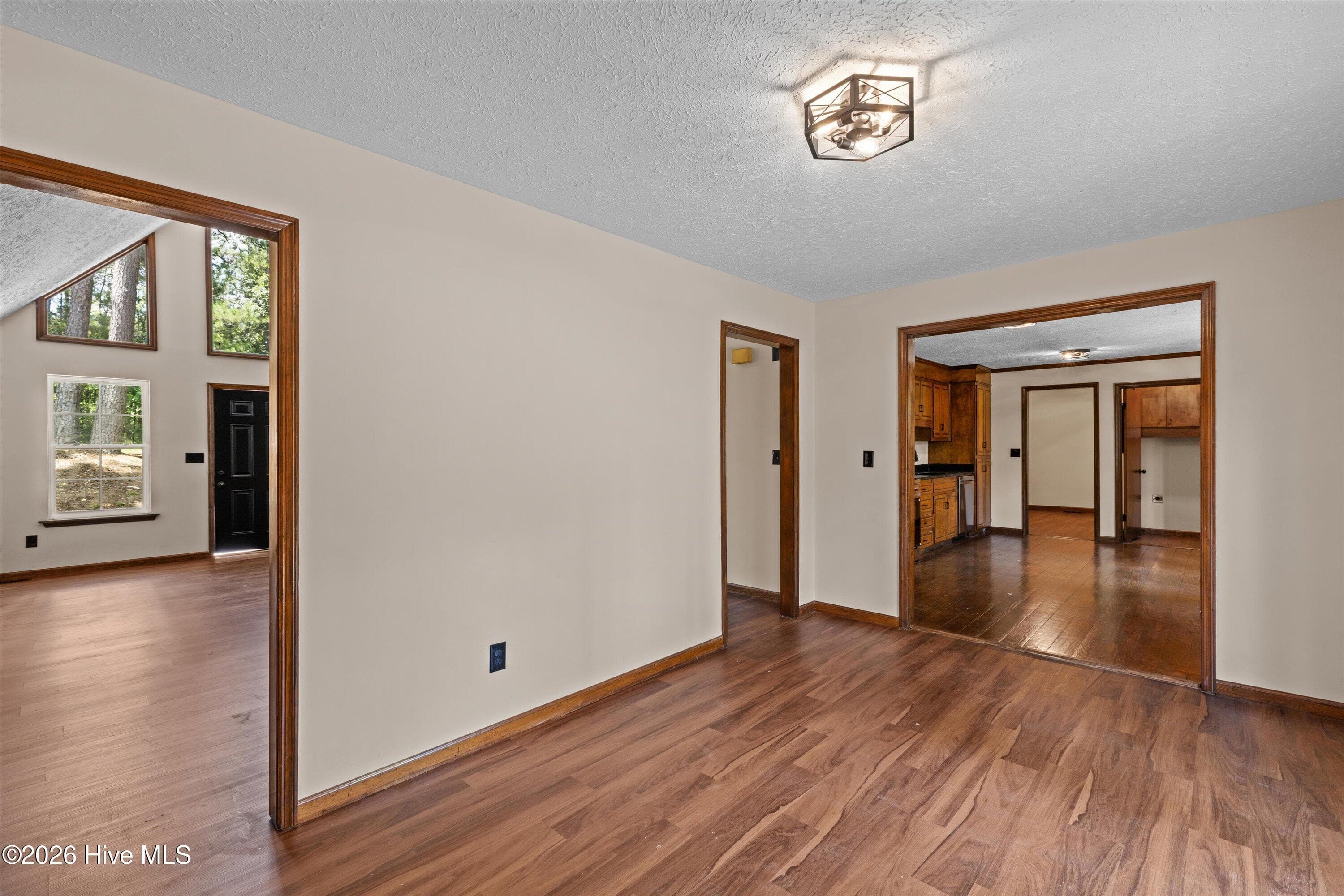 Single Family Residence at 107 Ashwood Drive, North Augusta, SC 29860, photo 3 of 3