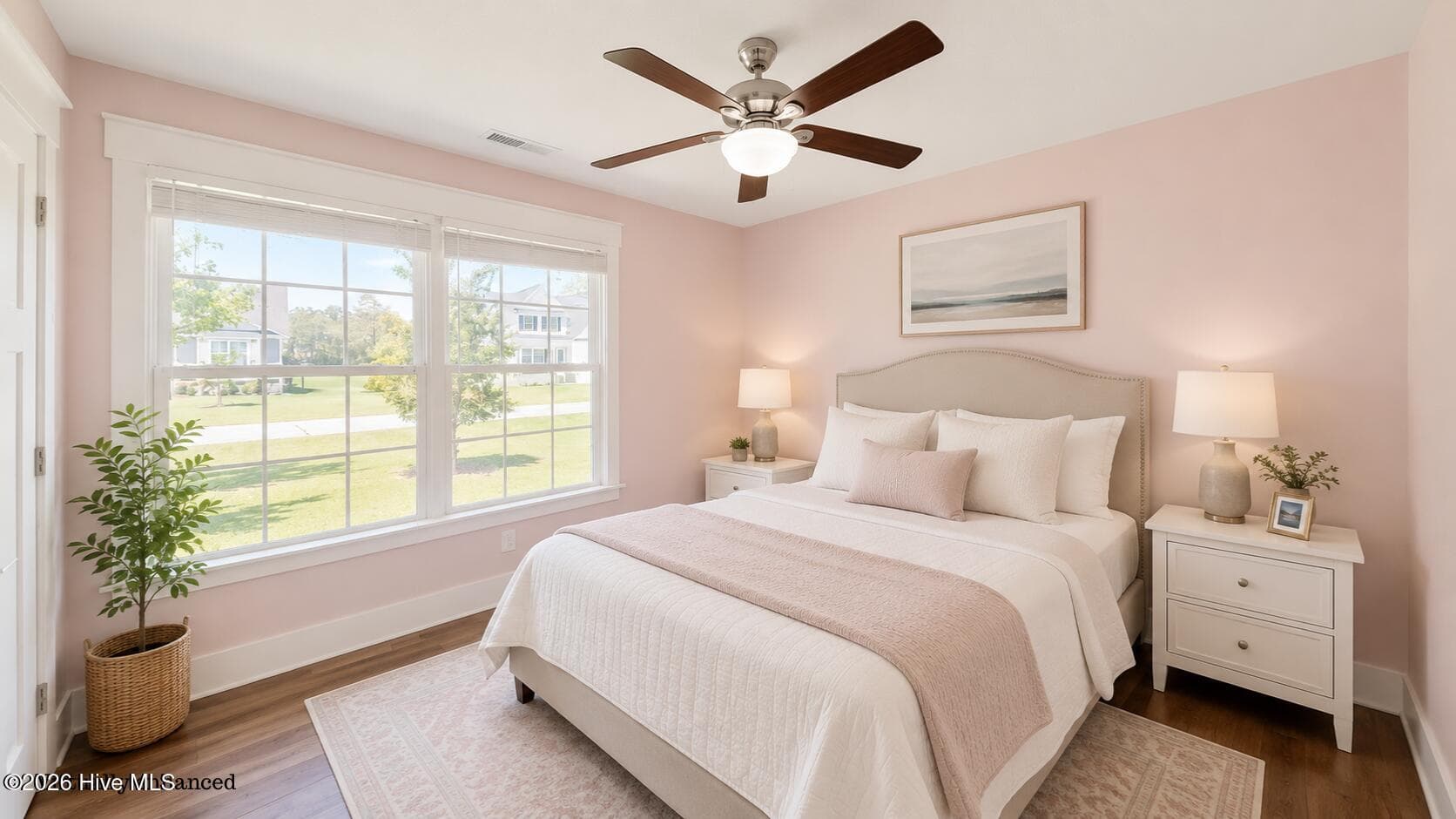 Single Family Residence at 1129 Coral Reef Drive, New Bern, NC 28560, photo 9 of 68