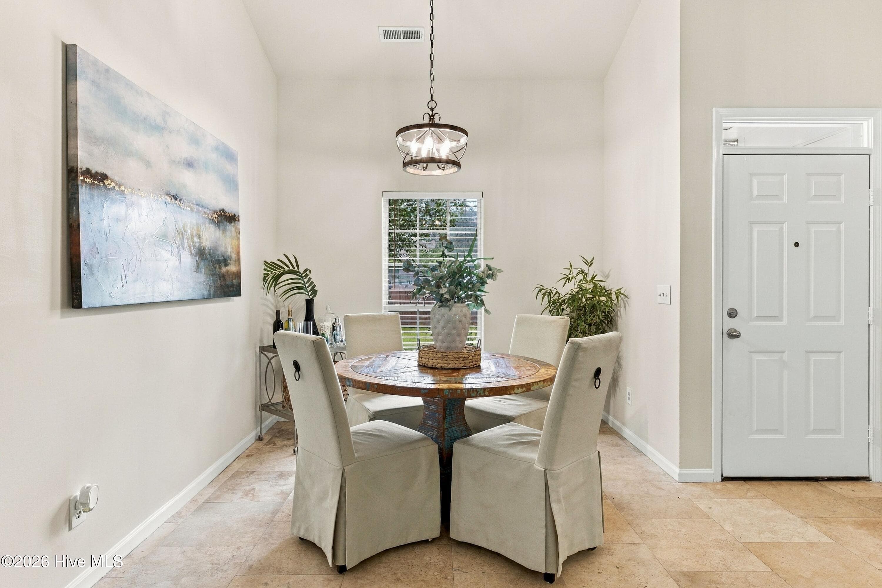 Single Family Residence at 2704 Manor Court, Wilmington, NC 28405, photo 8 of 51