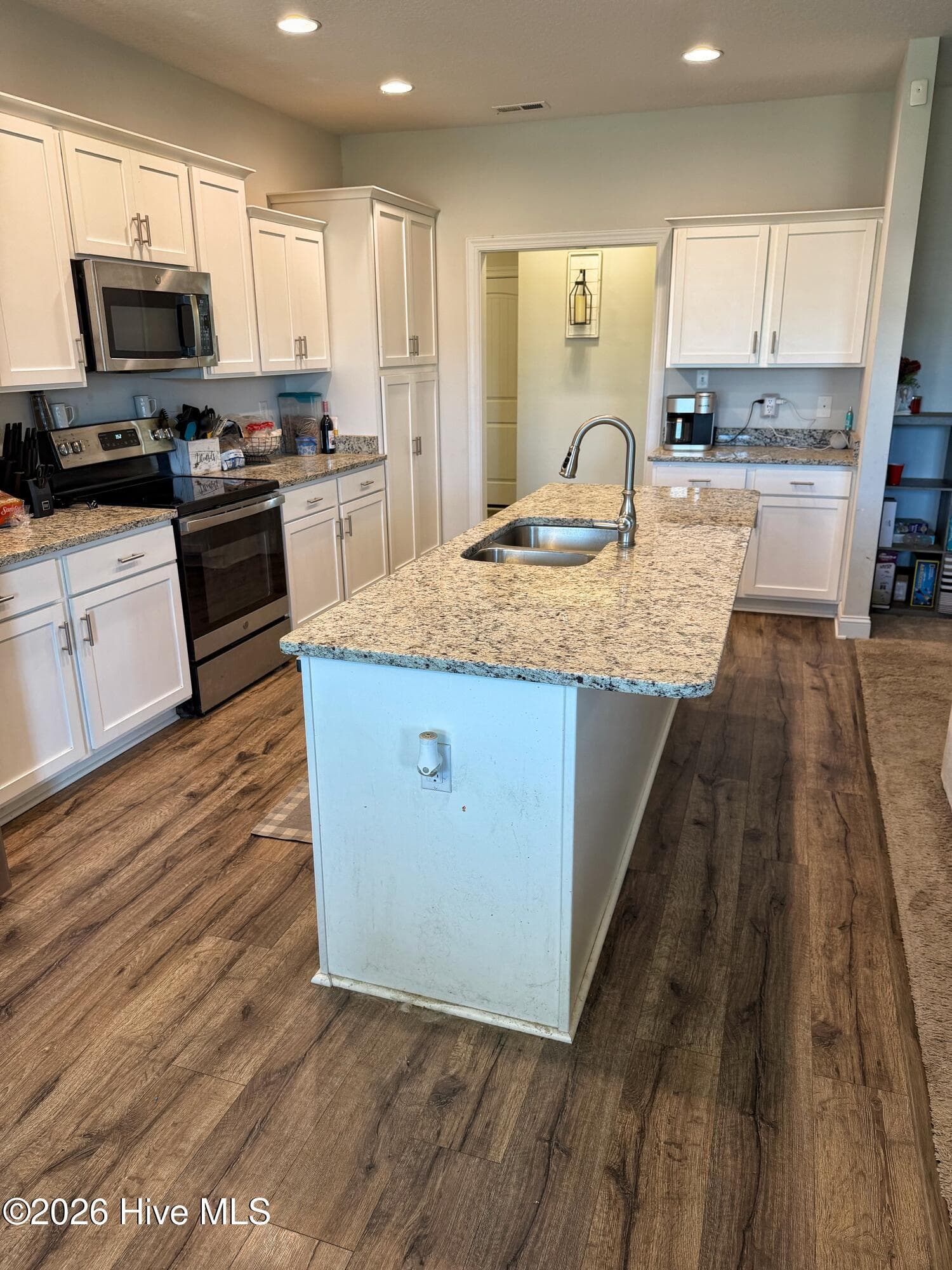 Single Family Residence at 337 Naval Store Drive, Jacksonville, NC 28546, photo 20 of 57