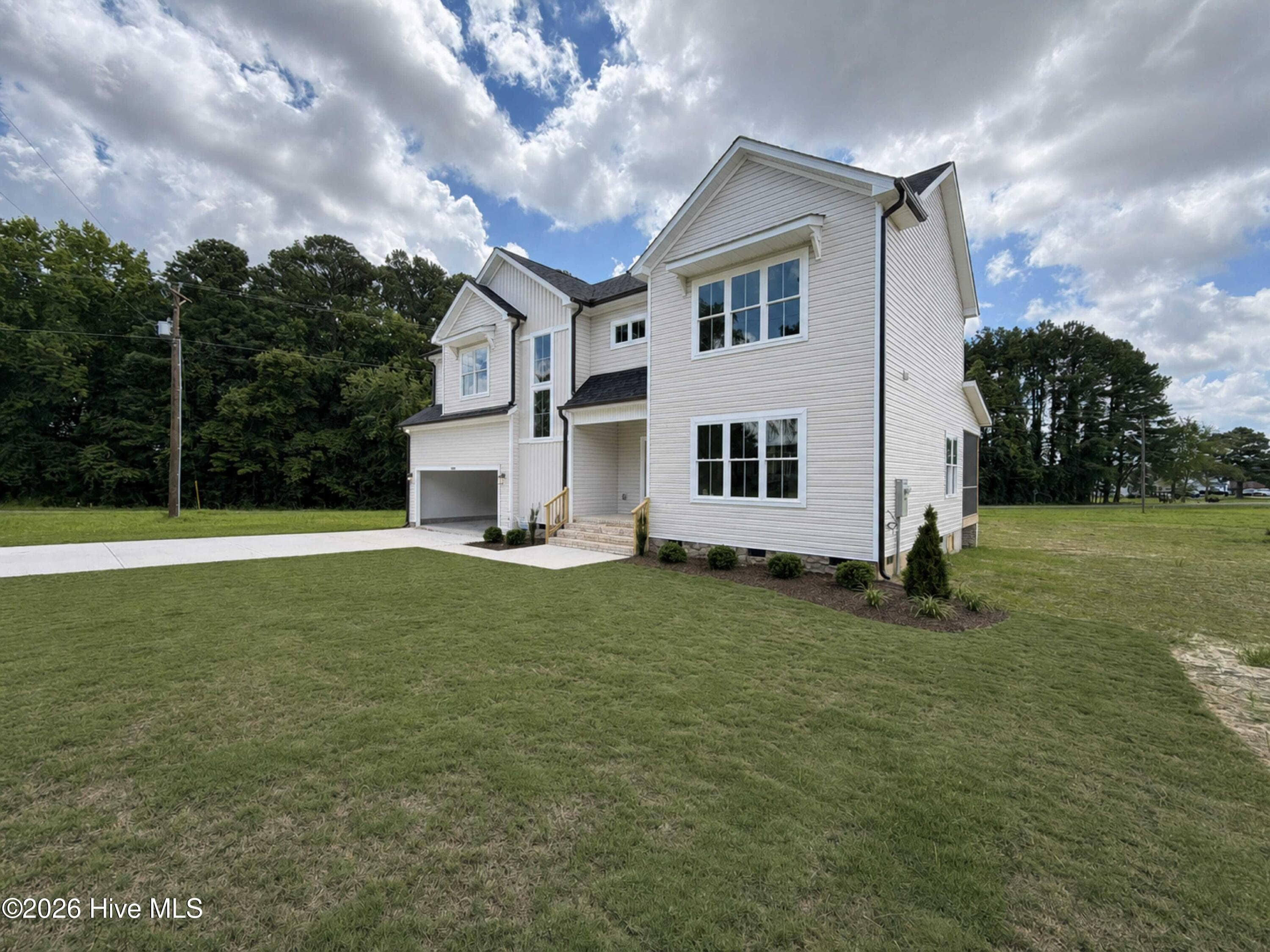 Single Family Residence at 1800 Batten Farm Road, Selma, NC 27576, photo 15 of 126