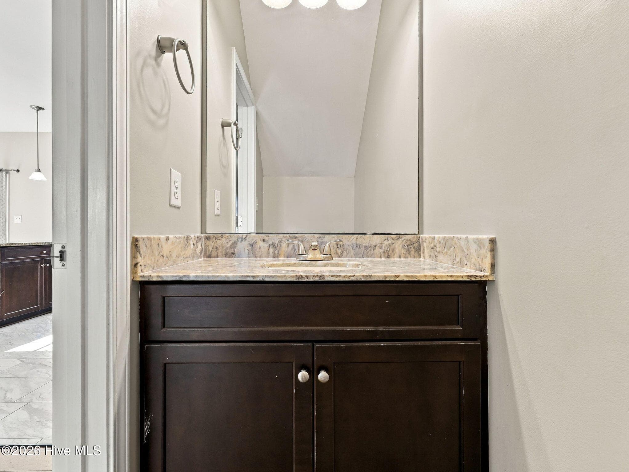 Single Family Residence at 203 Chestwood Drive, Hubert, NC 28539, photo 6 of 48
