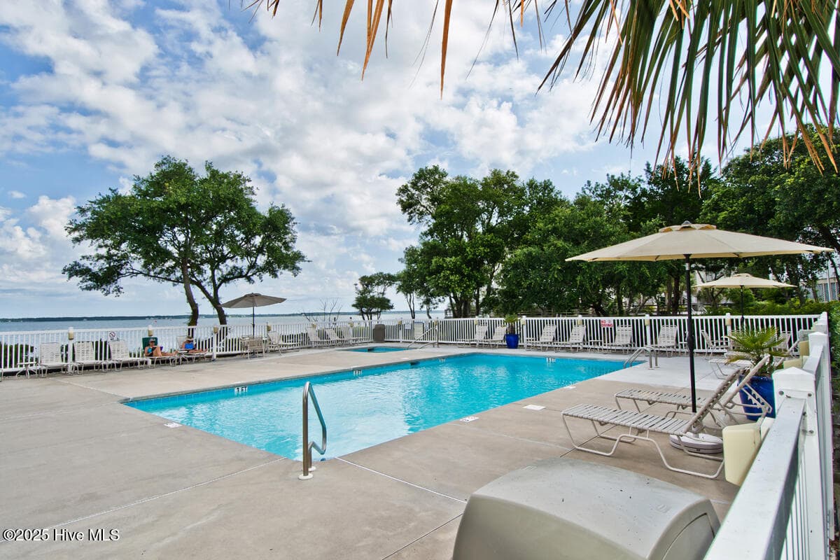 Sound Front Community Pool - 1700 Salter Path Road 202-R, Indian Beach, NC 28512