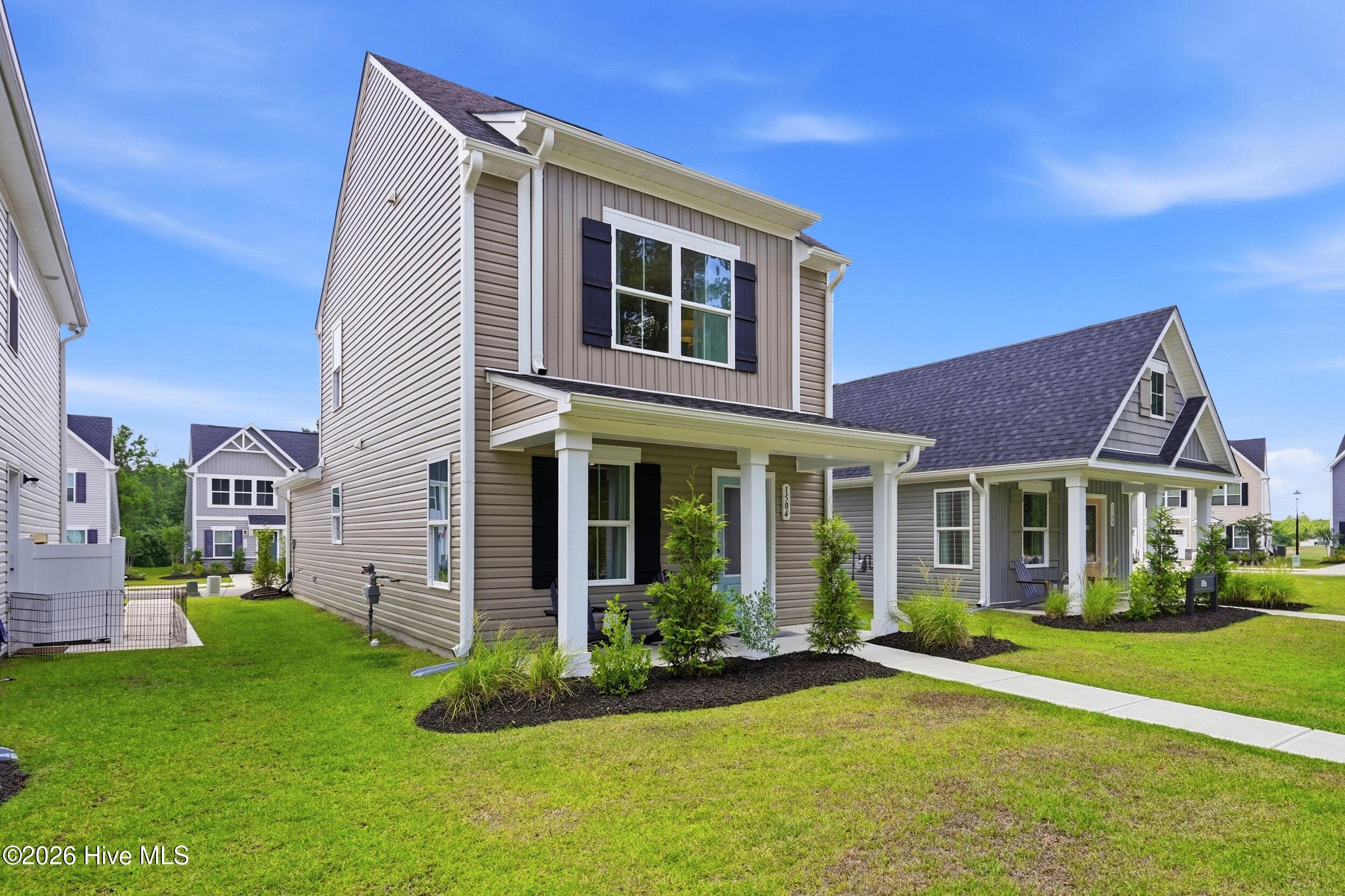 Single Family Residence at 1504 Pine Log Trail NE, Bolivia, NC 28422, photo 4 of 41
