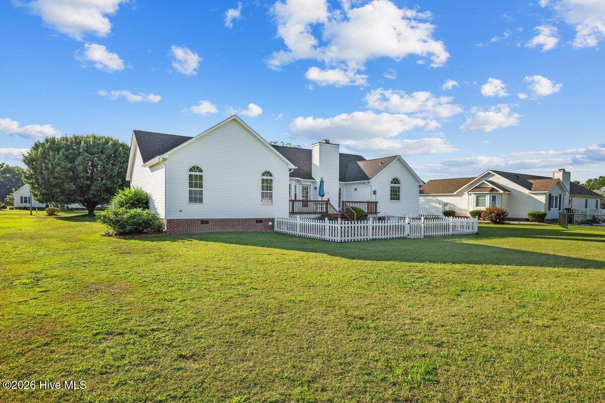 Single Family Residence at 114 Trappers Run Drive, Goldsboro, NC 27530, photo 13 of 53