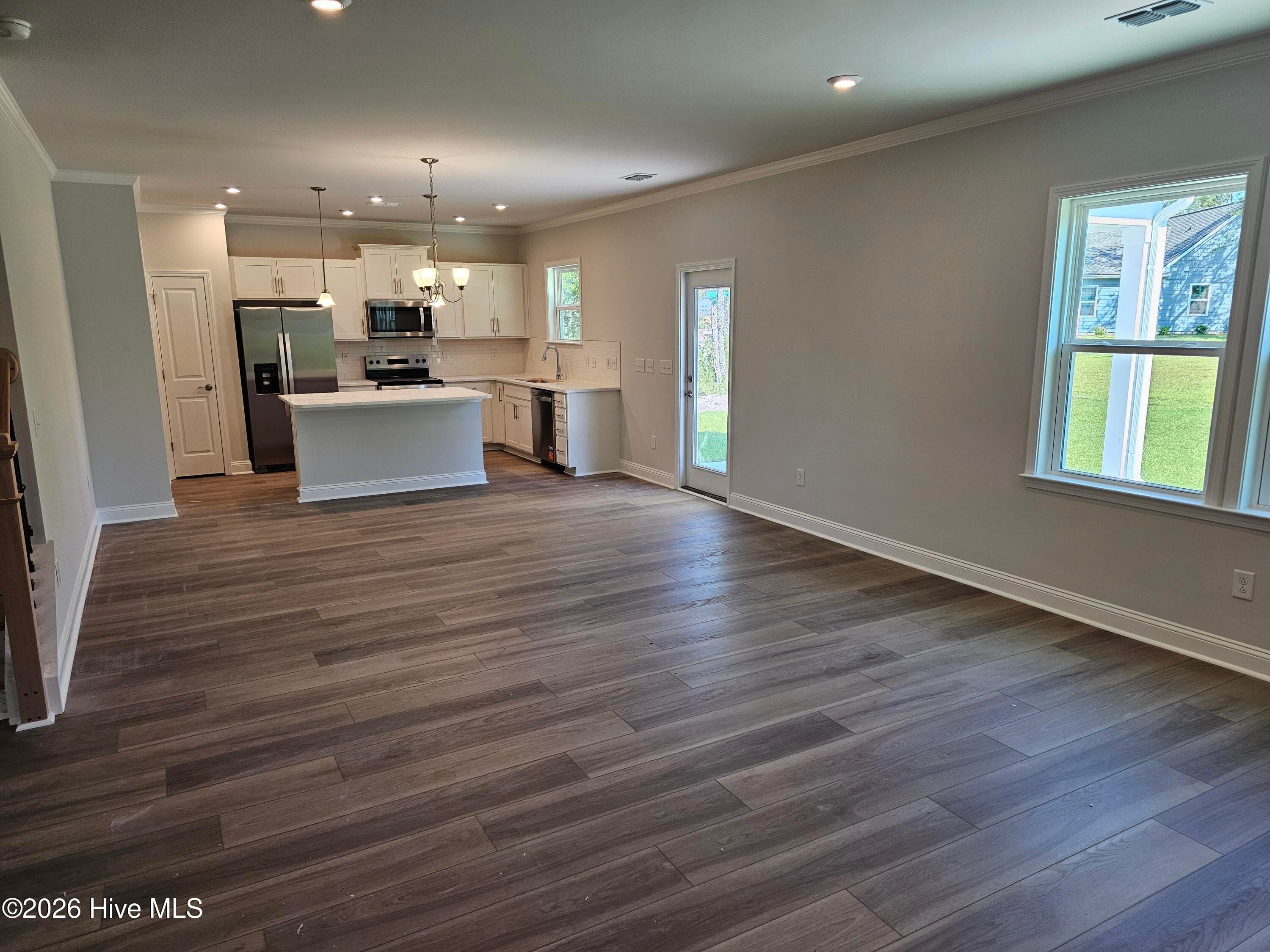 Single Family Residence at 408 La Mer Loop, Shallotte, NC 28470, photo 19 of 101