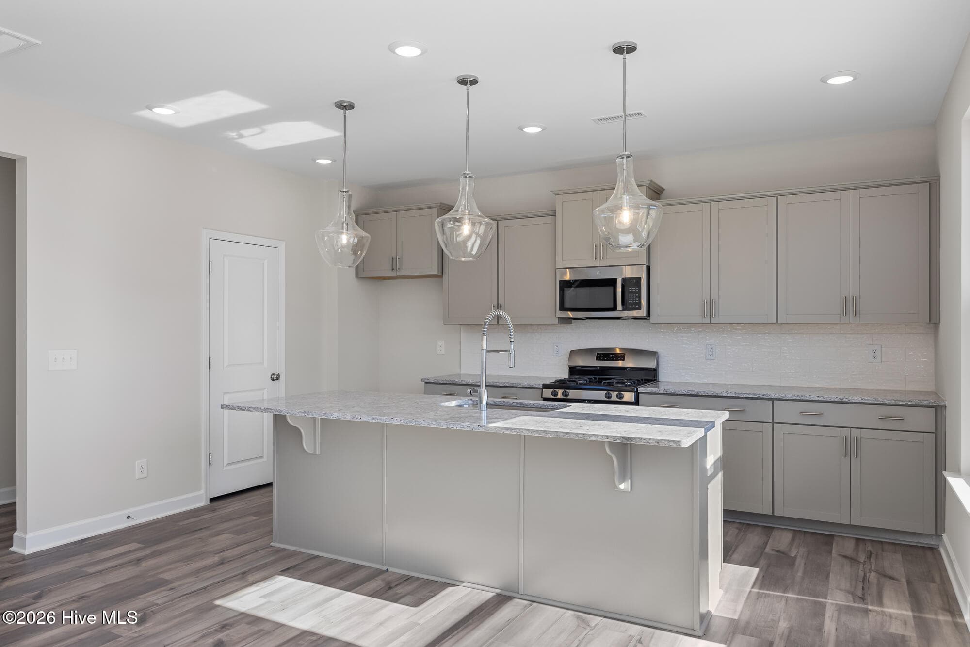 Single Family Residence at 315 Queensferry Lane, Aberdeen, NC 28315, photo 17 of 63