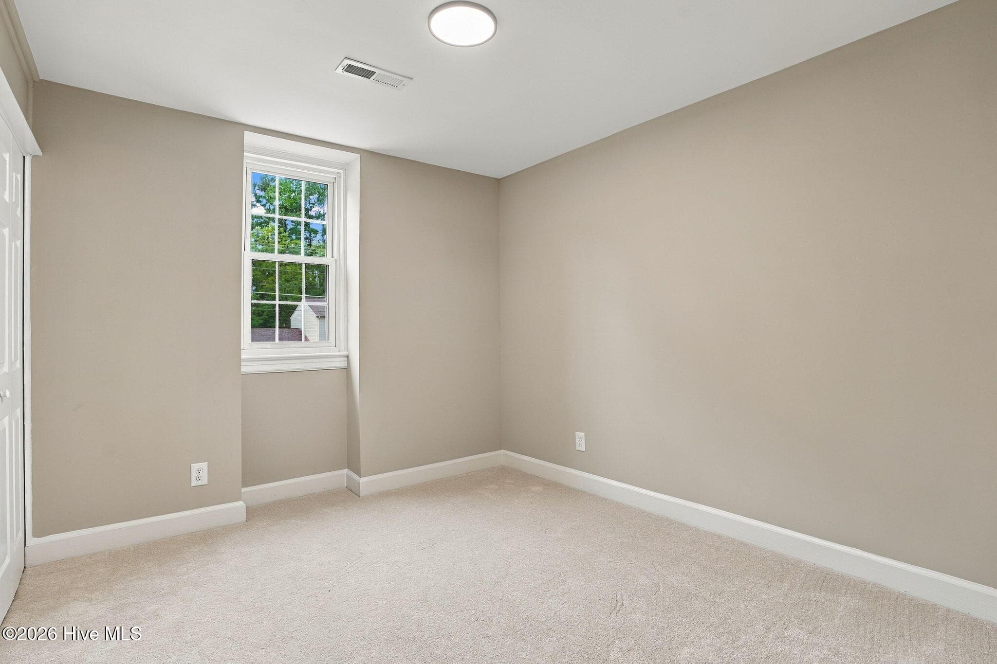 Single Family Residence at 2214 Somerset Drive N, Wilson, NC 27893, photo 25 of 37