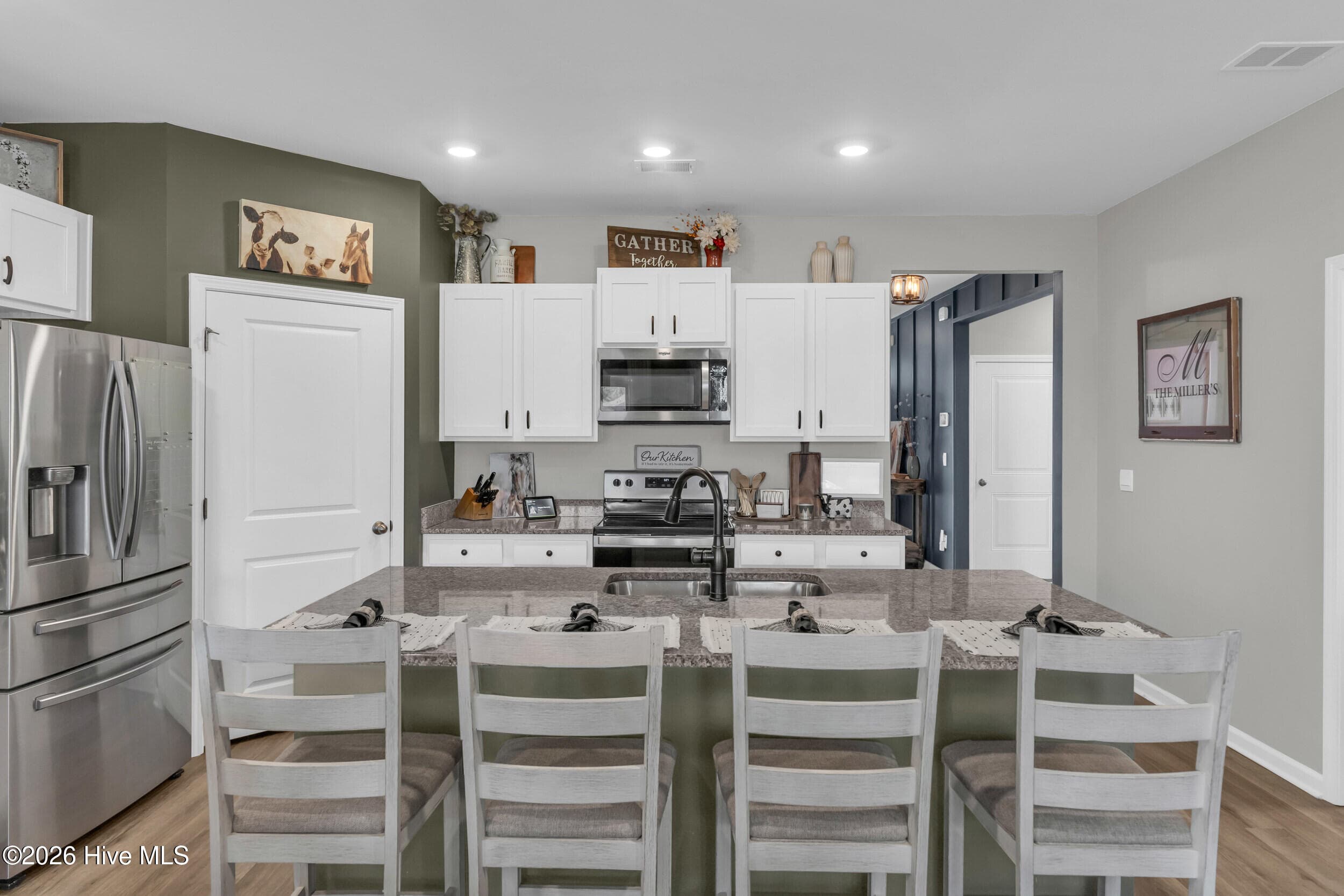 Single Family Residence at 1049 Burled Oak Rdg Lp SE, Bolivia, NC 28422, photo 12 of 83