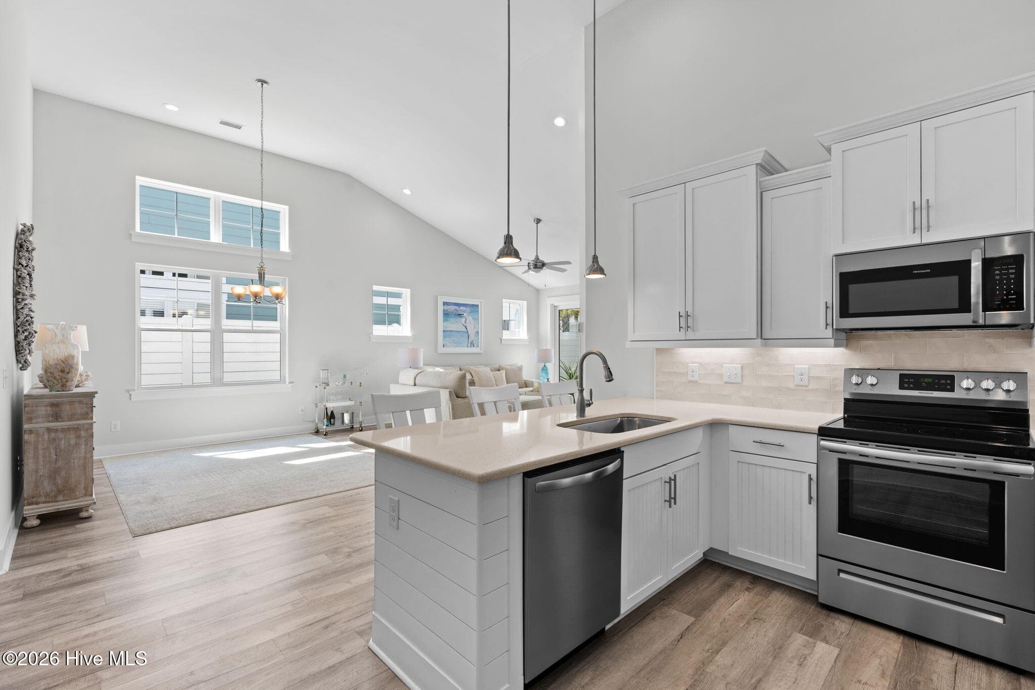 Single Family Residence at 2113 Manor Parc Drive, Calabash, NC 28467, photo 16 of 79