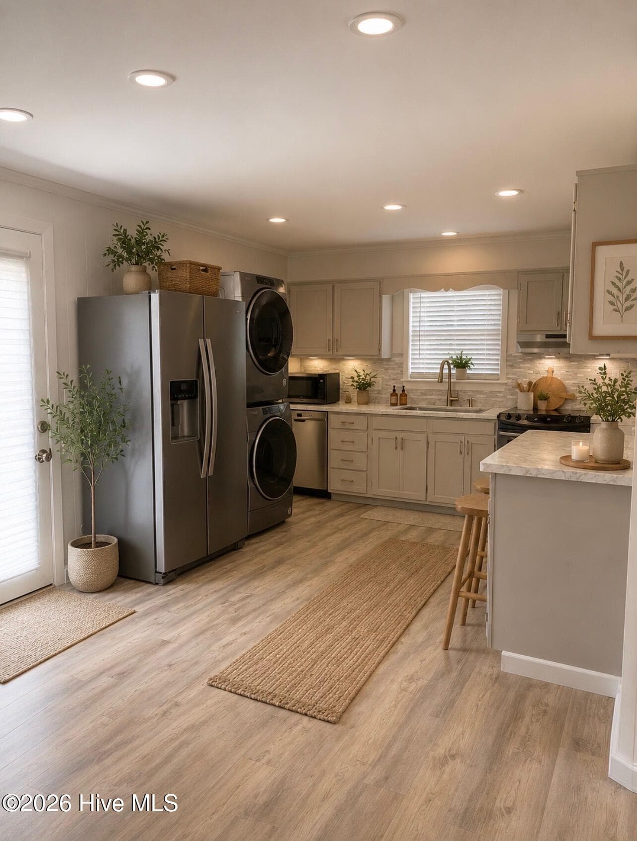 virtually furnished - 705 Holbrooke Avenue, Wilmington, NC 28412