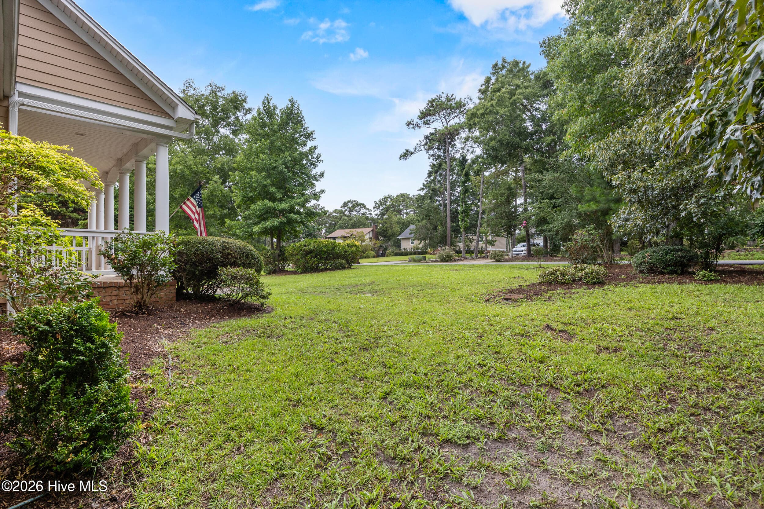 Single Family Residence at 638 Ravenswood Road, Hampstead, NC 28443, photo 7 of 100