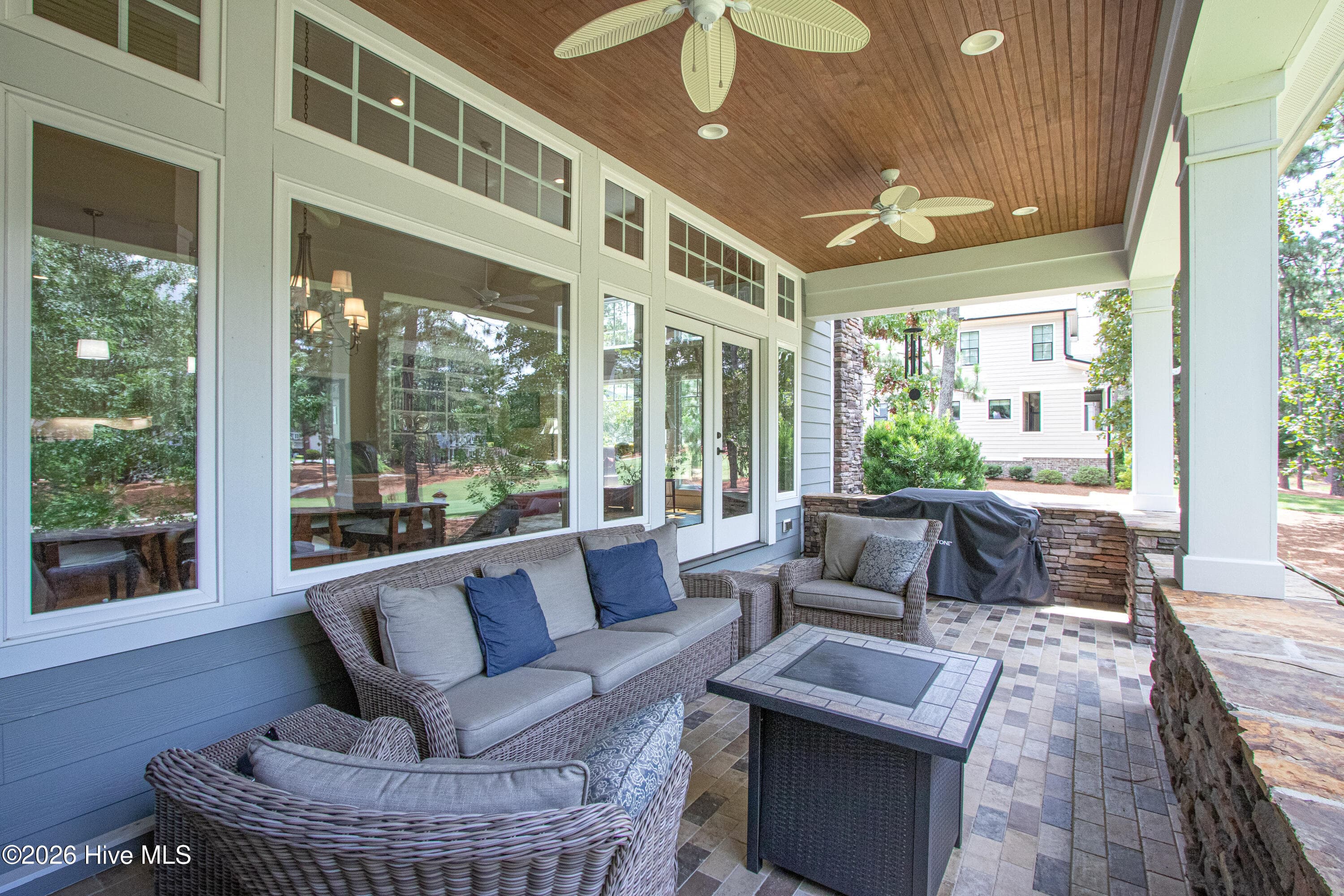 Single Family Residence at 12 Fortrose Circle, Pinehurst, NC 28374, photo 16 of 49