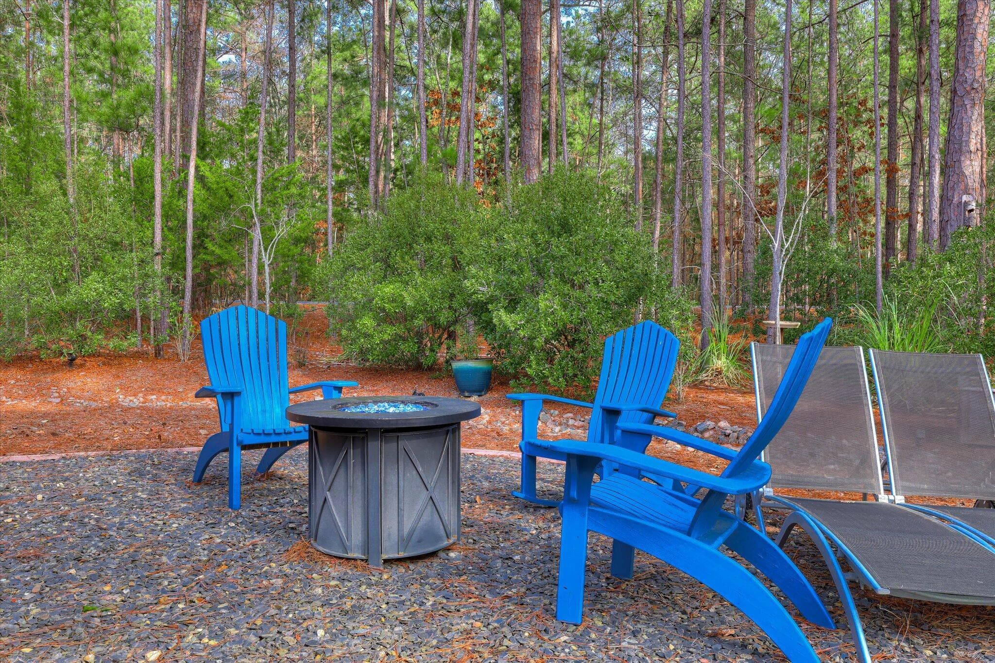 Single Family Residence at 205 Canal Court, McCormick, SC 29835, photo 3 of 3