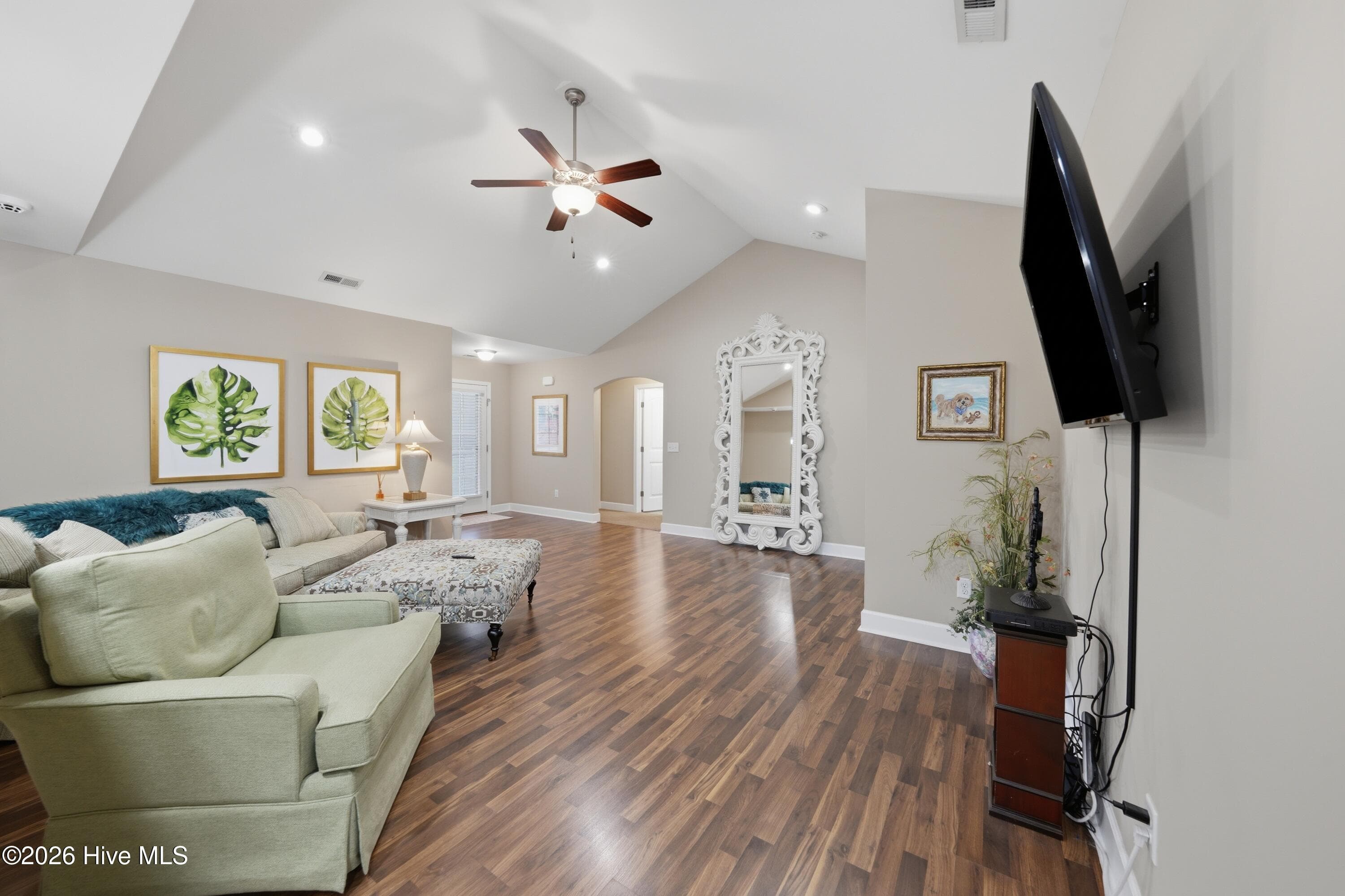 Single Family Residence at 215 Preswick Drive, Rocky Point, NC 28457, photo 8 of 42