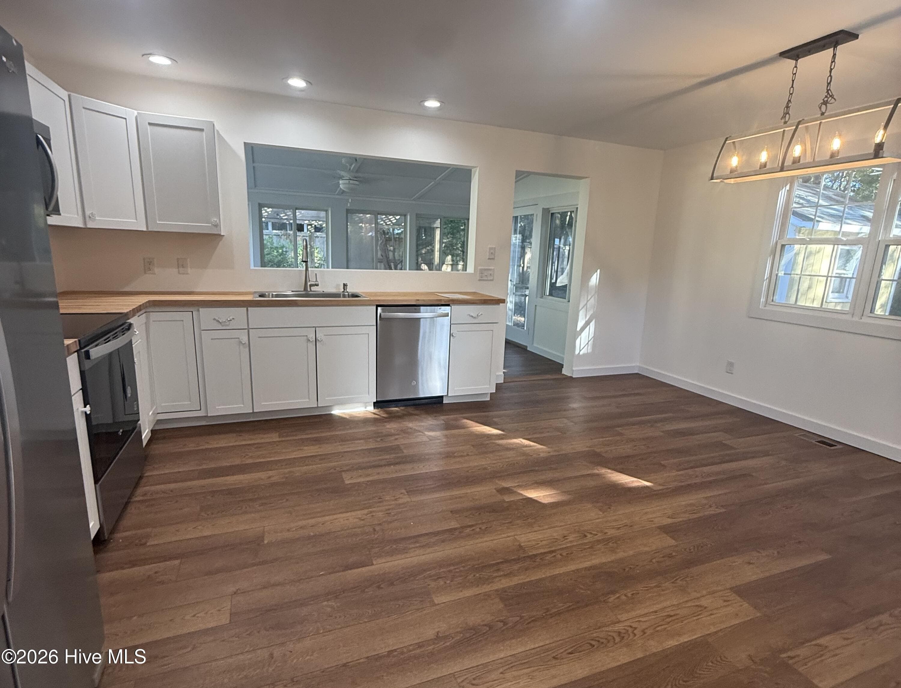 Single Family Residence at 108 NW 29th Street, Oak Island, NC 28465, photo 8 of 17