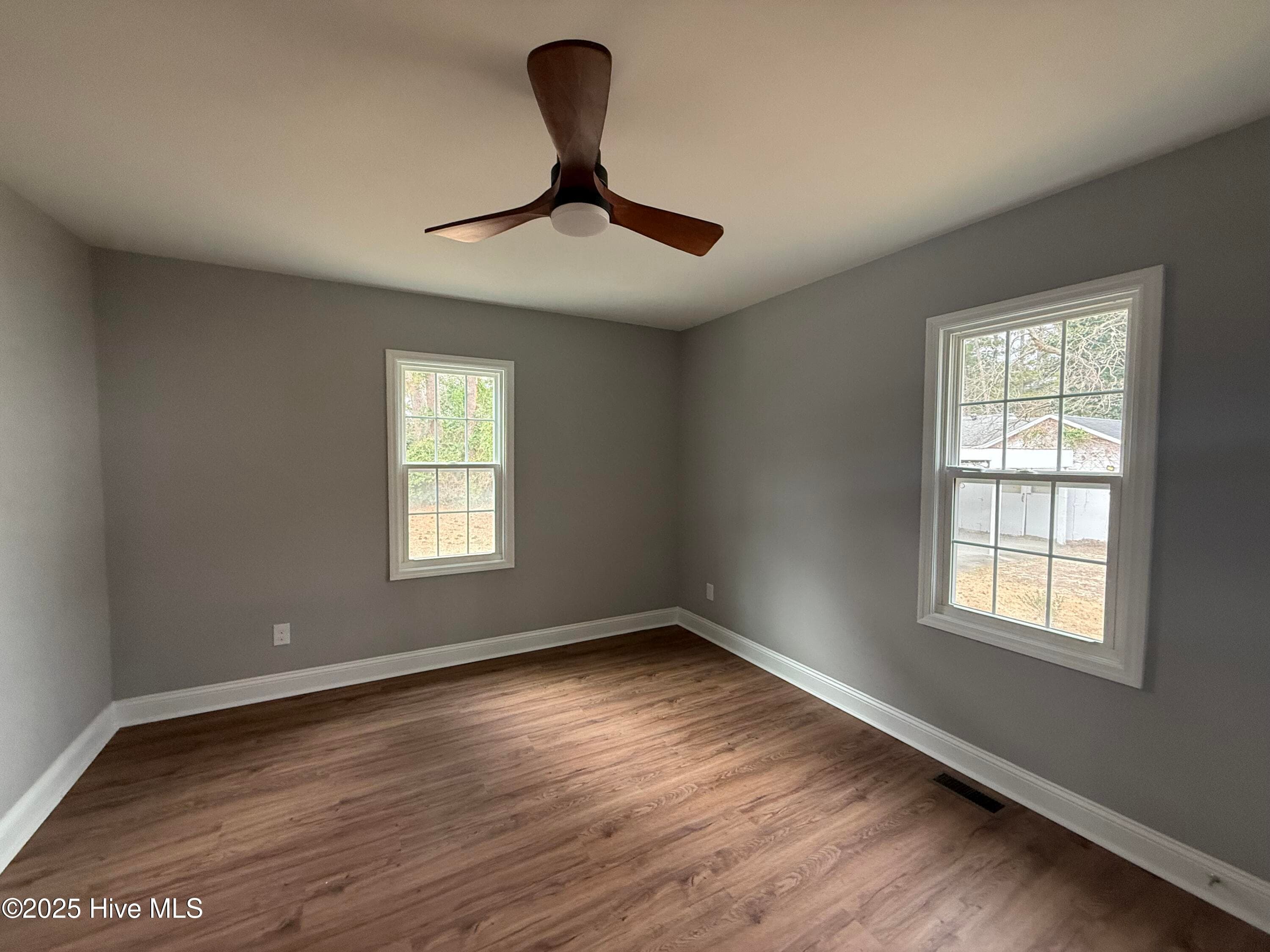 203 Stewart Avenue, Clinton, NC 28328