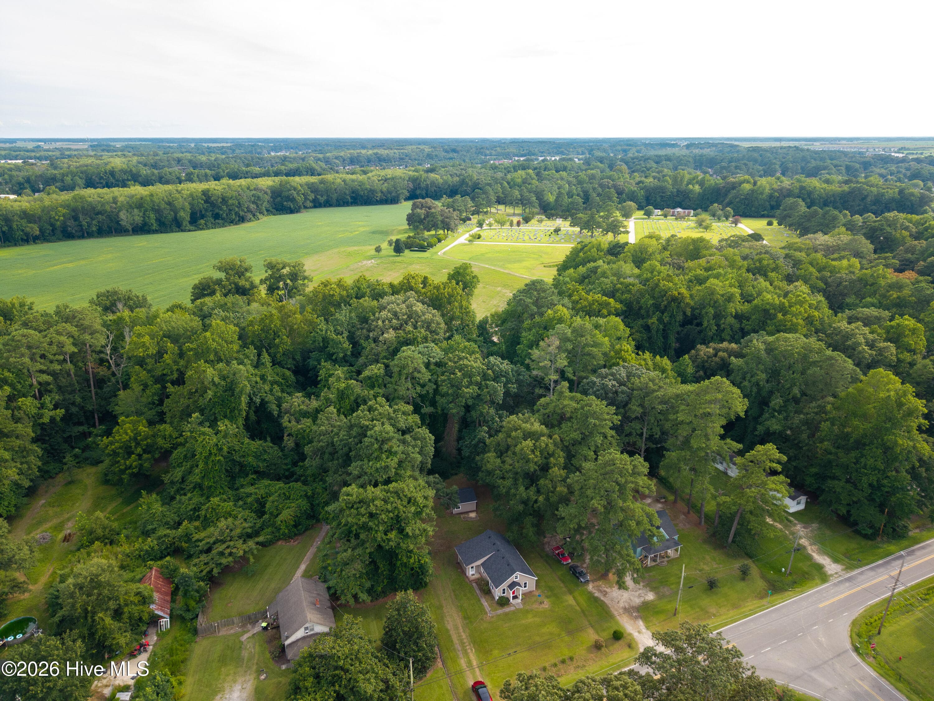 Single Family Residence at 1815 W Main Ext, Elizabeth City, NC 27909, photo 4 of 51