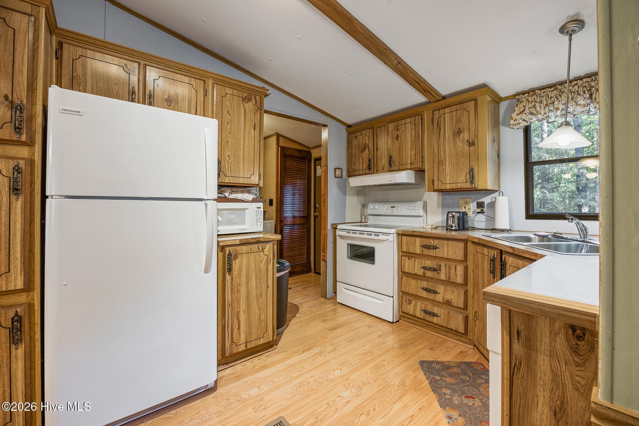 Manufactured Home at 109 Pinewood Drive, West End, NC 27376, photo 13 of 24