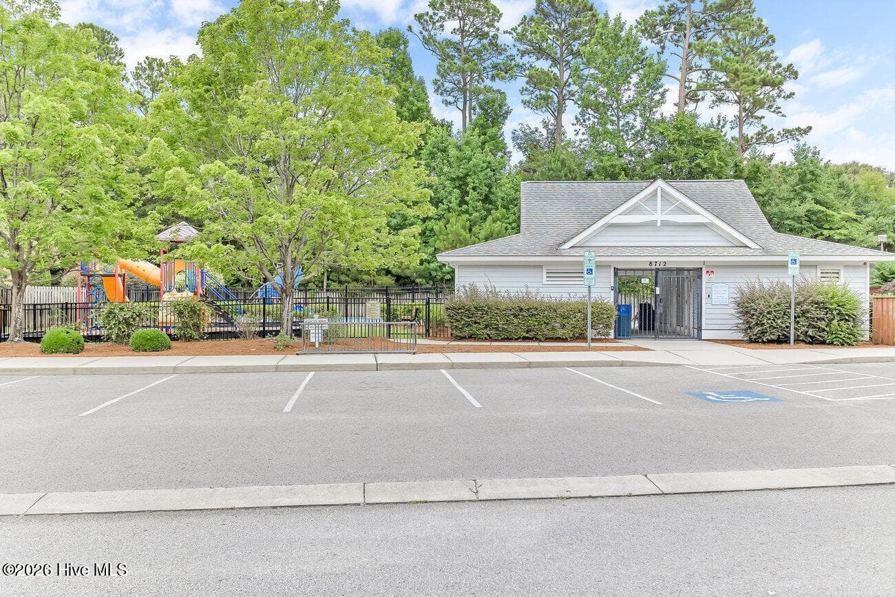 Kiddie Pool/Playgroud - 8746 Ramsbury Way, Wilmington, NC 28411