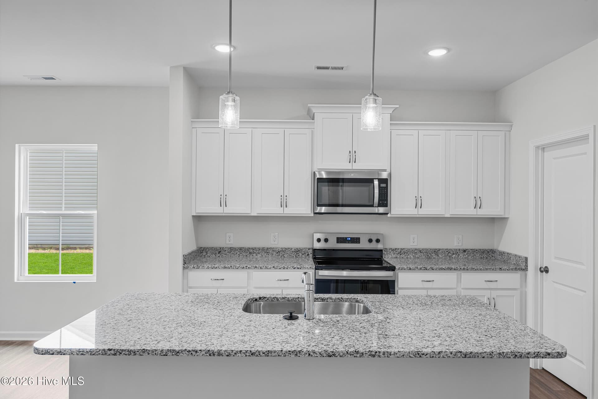 Single Family Residence at 850 Parkway Road 188, Boiling Spring Lakes, NC 28461, photo 7 of 33
