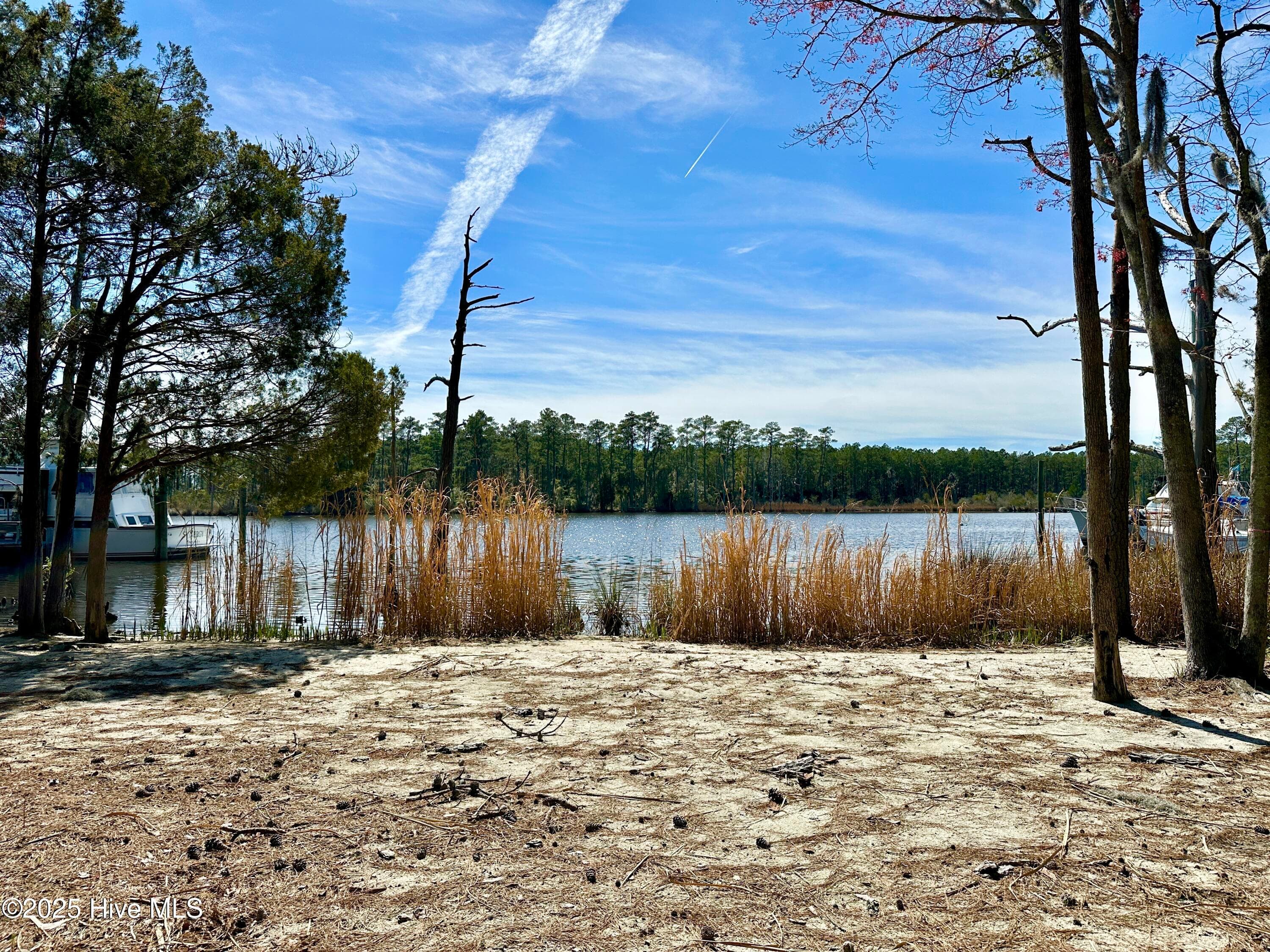 Residential Lot at 5514 367 Gondolier Drive, New Bern, NC 28560, photo 2 of 4